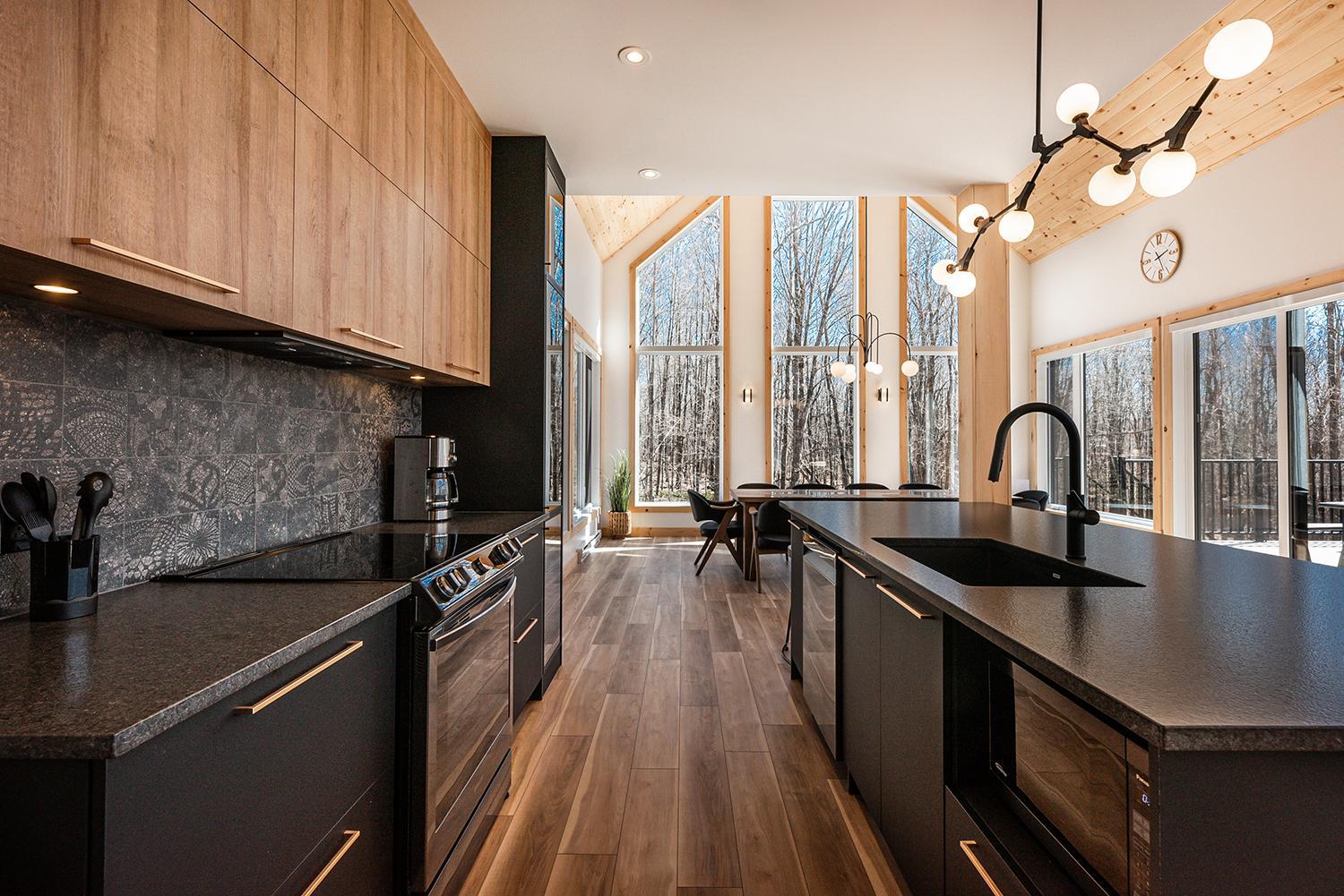 Lilia Chalet Urbain de Luxe près du Mont-Tremblant