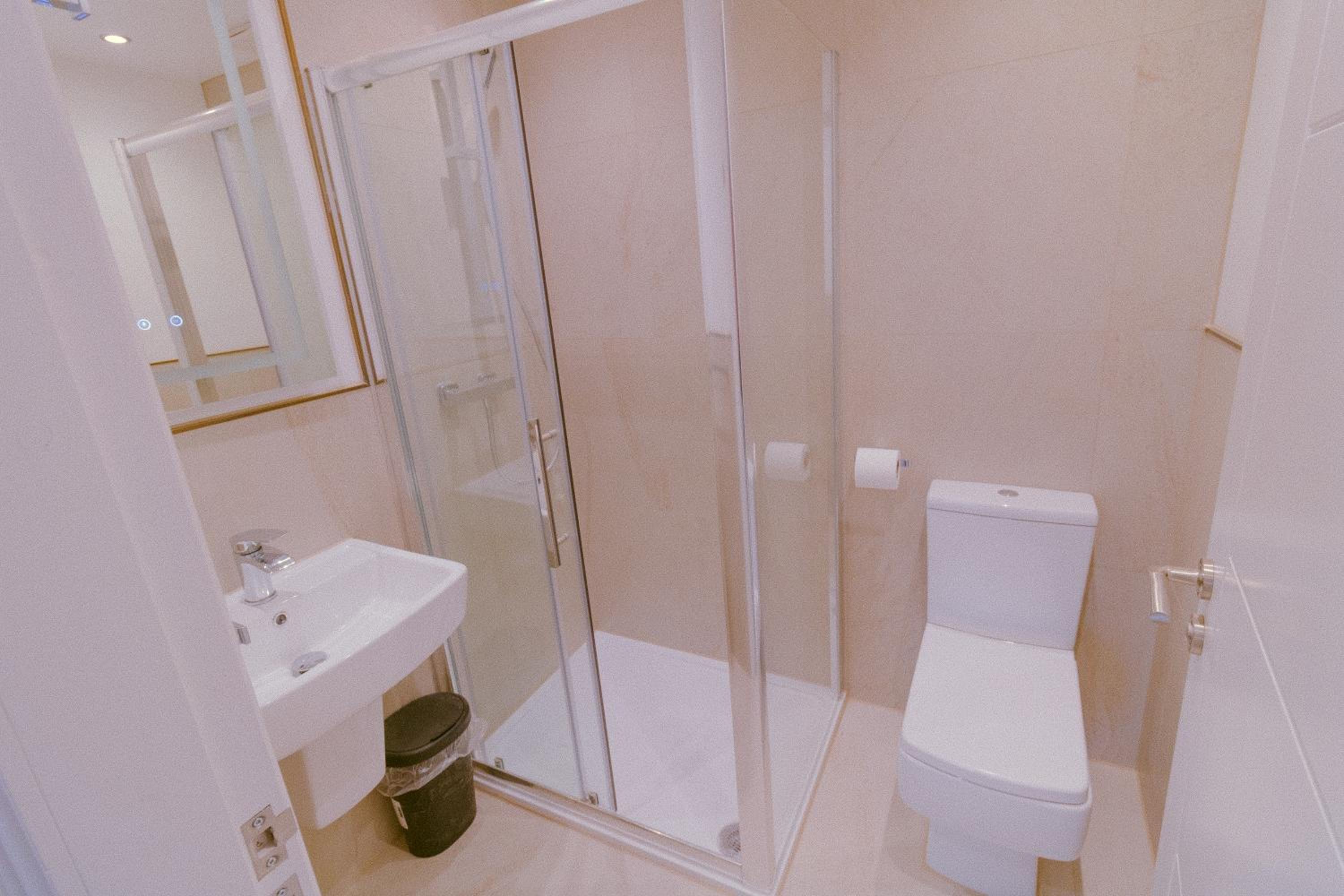 Mayfield Suites