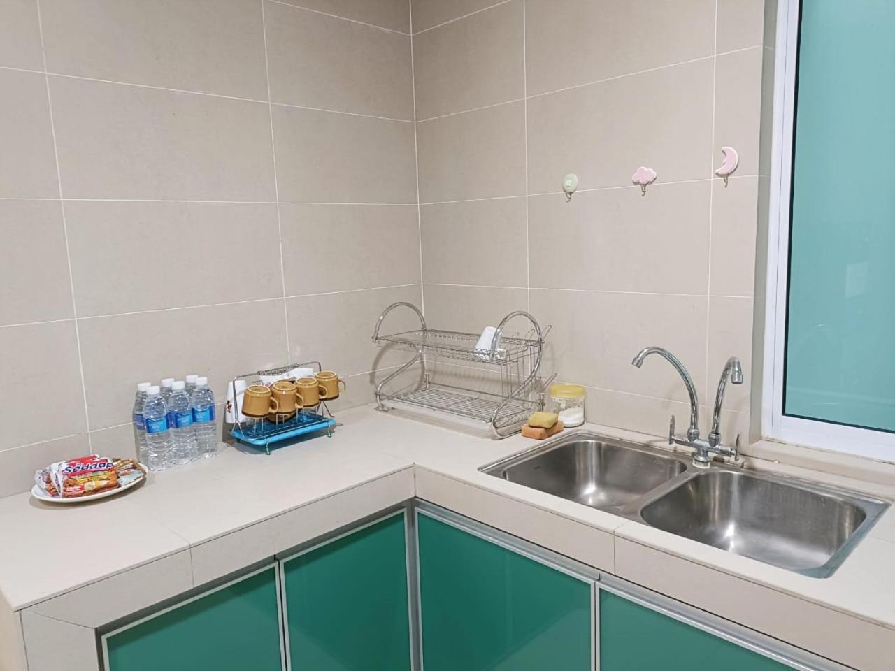 Homelite Eco Park Condominium