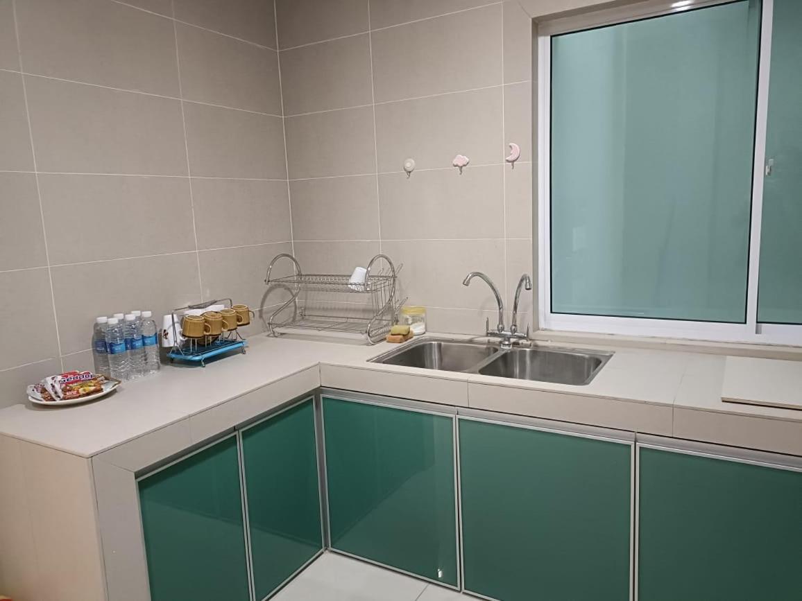 Homelite Eco Park Condominium