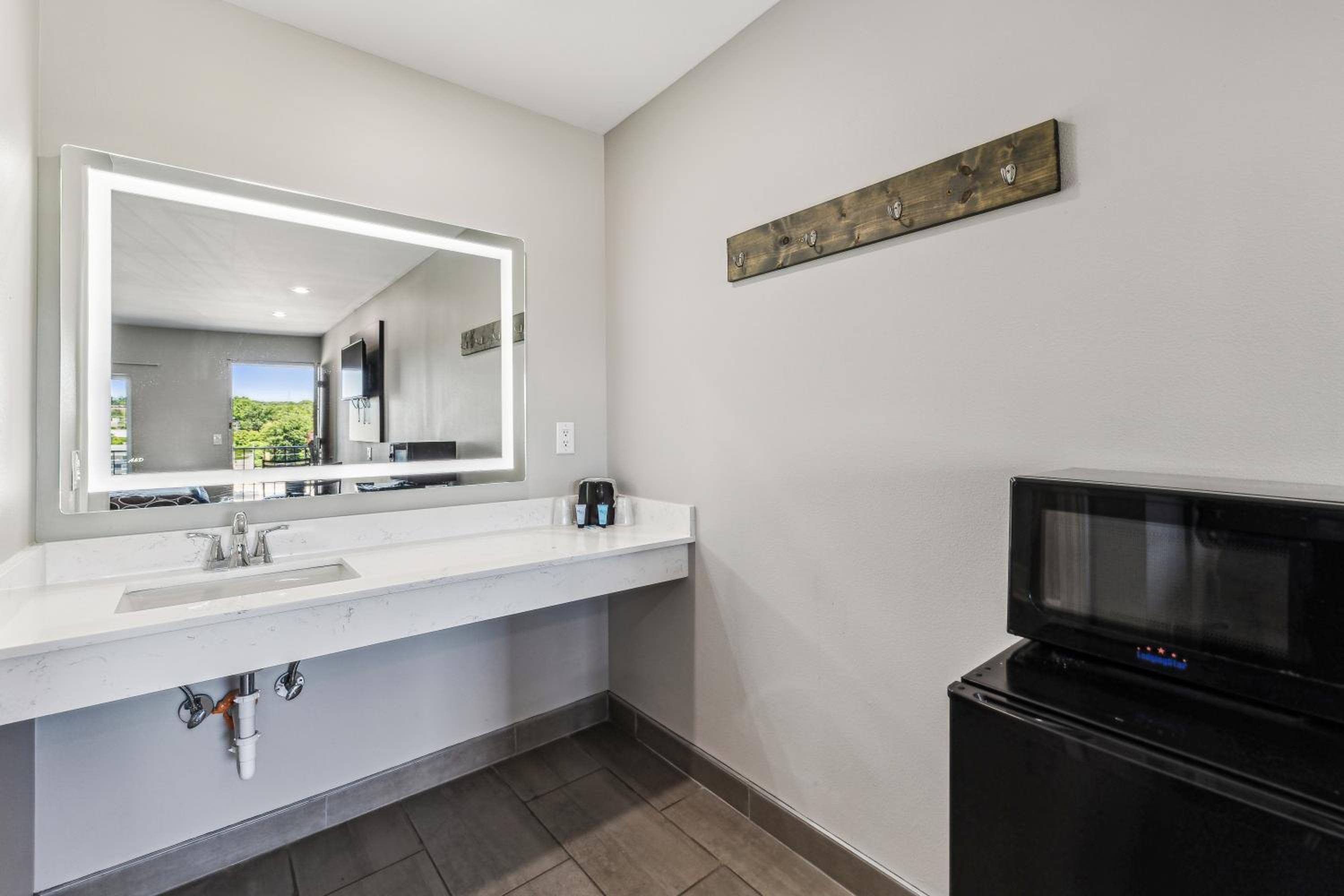 Knights Inn Antioch - Property Image 15