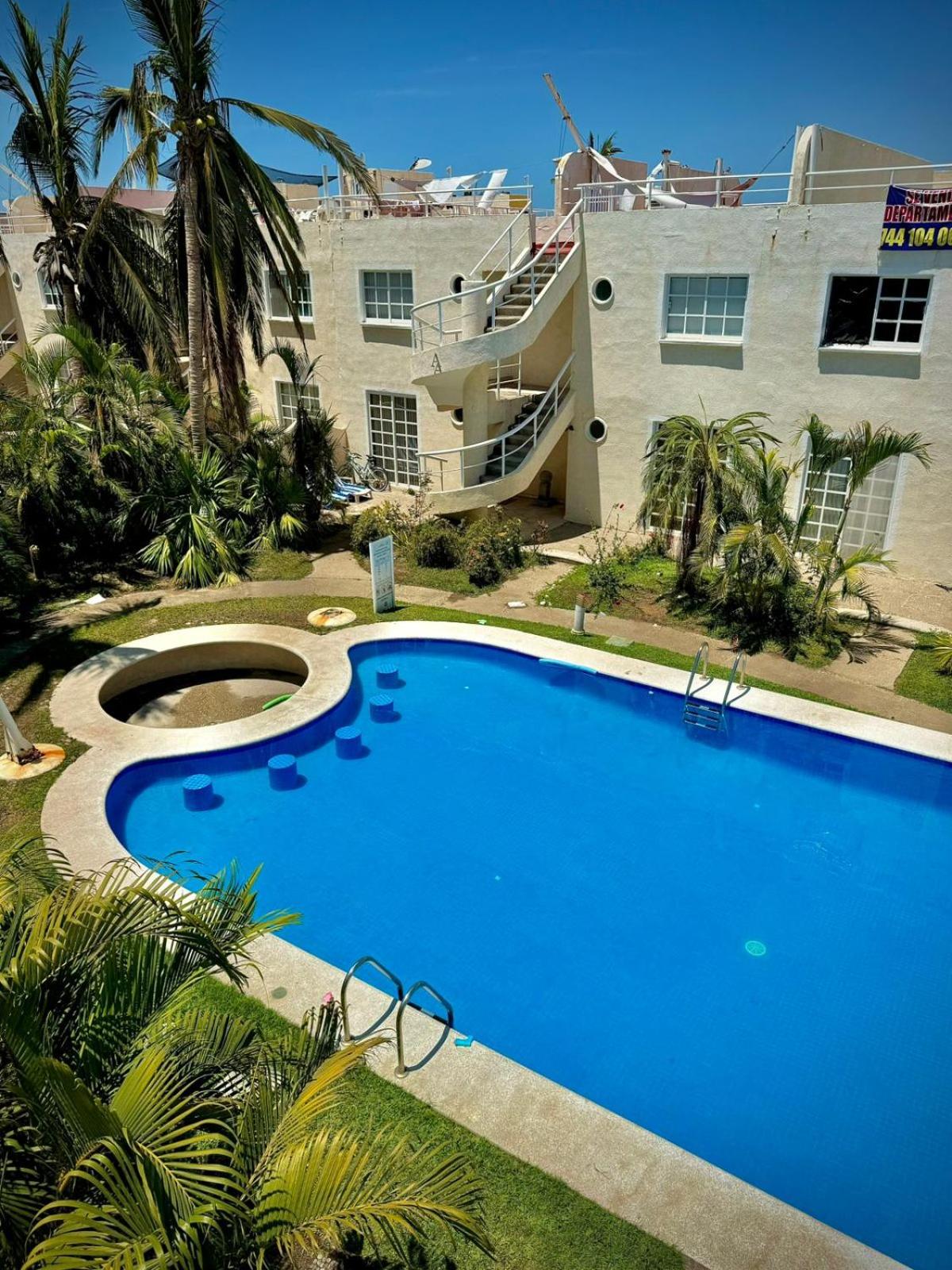 La Casita De La Lore view 2