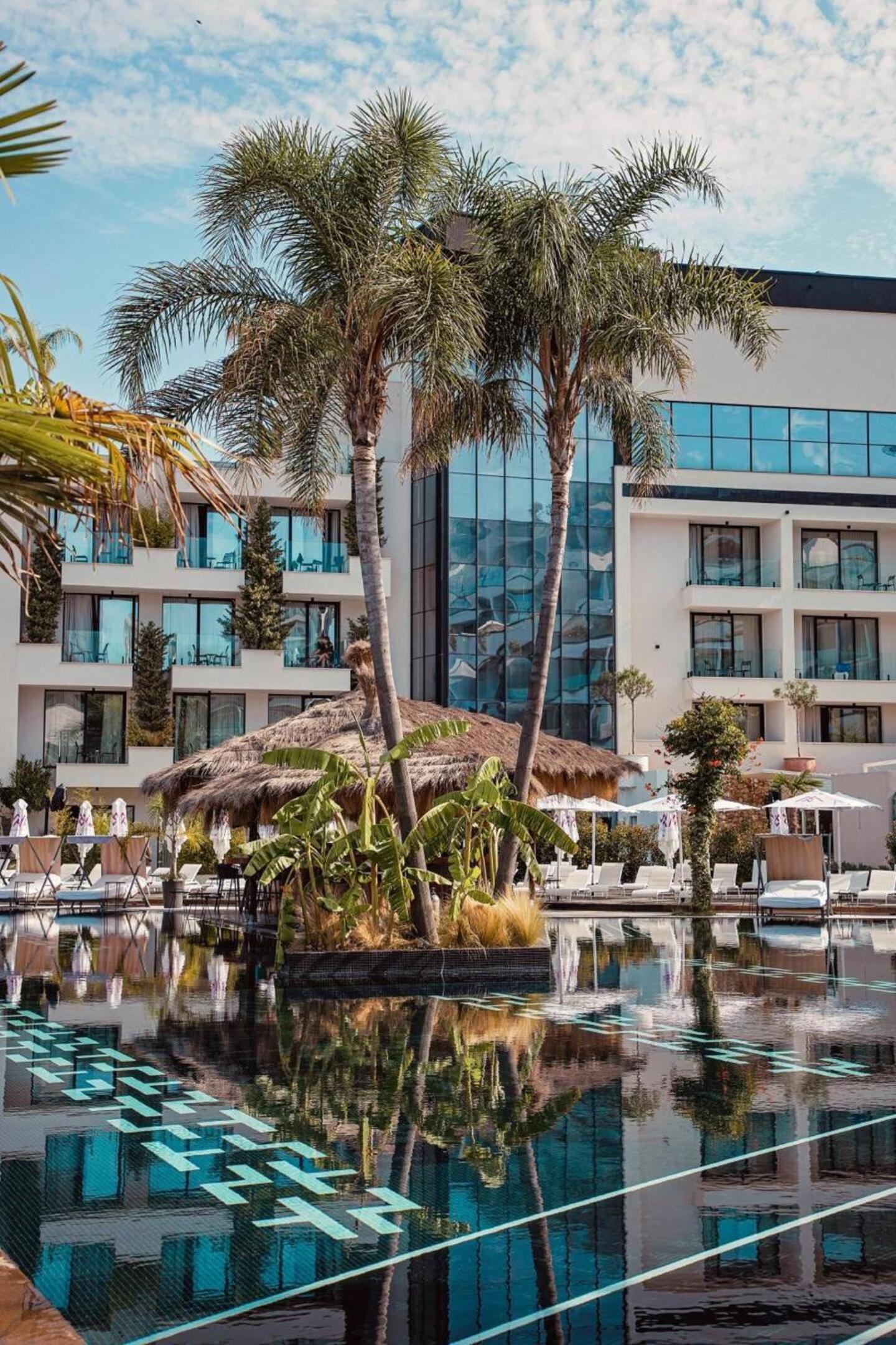Luxury Apartment Marina Bay Resort Vlore