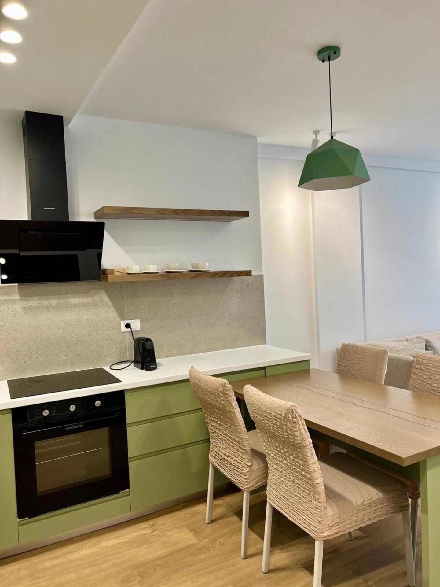Luxury Apartment Marina Bay Resort Vlore