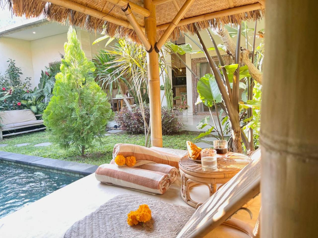 A Walk to Canggu Beach - Mozon Garden Villa view 4