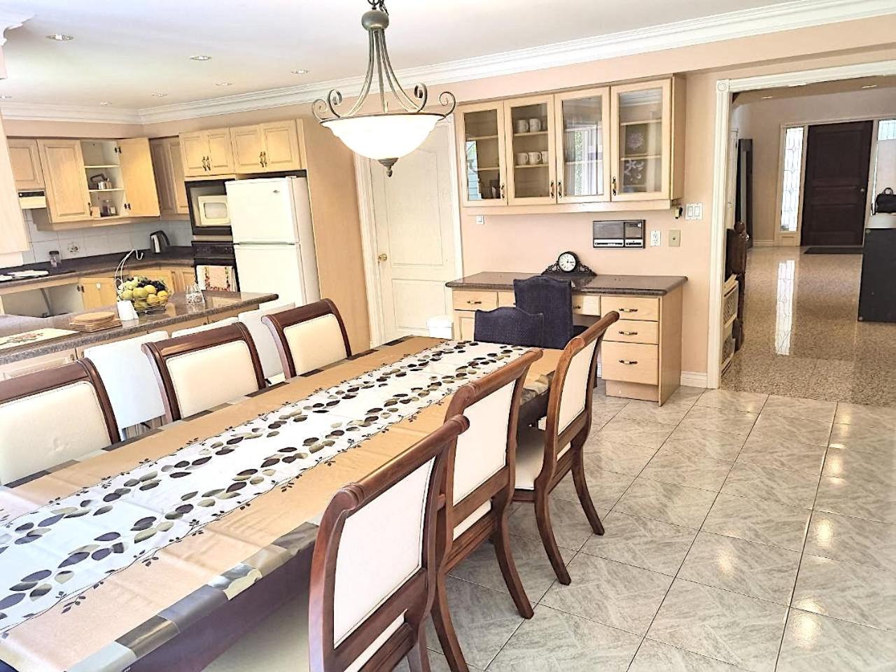 Spacious Family Retreat