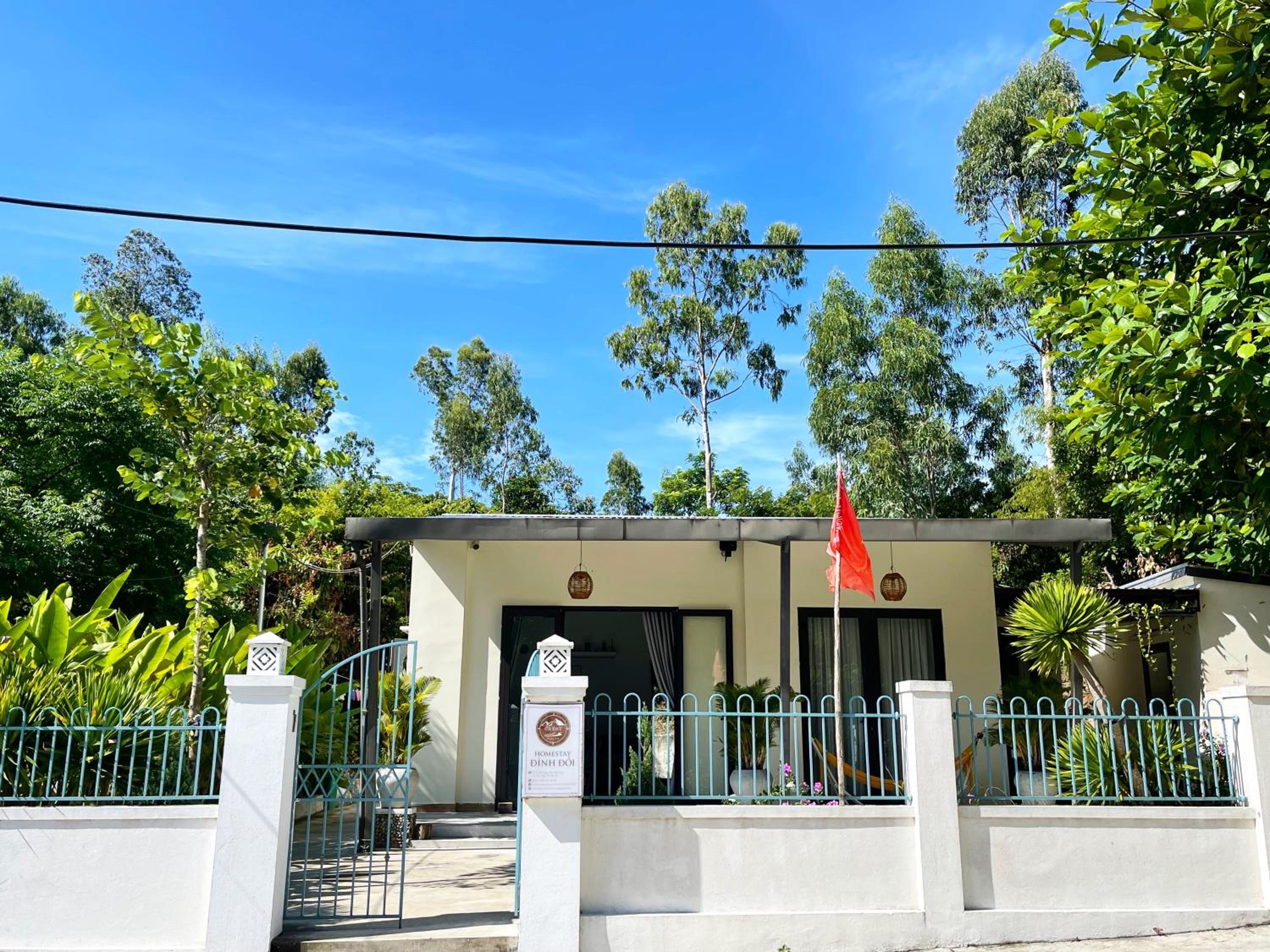 Crest House Beachside - Three-bedroom Private House on Cham Island Hoi An view 2