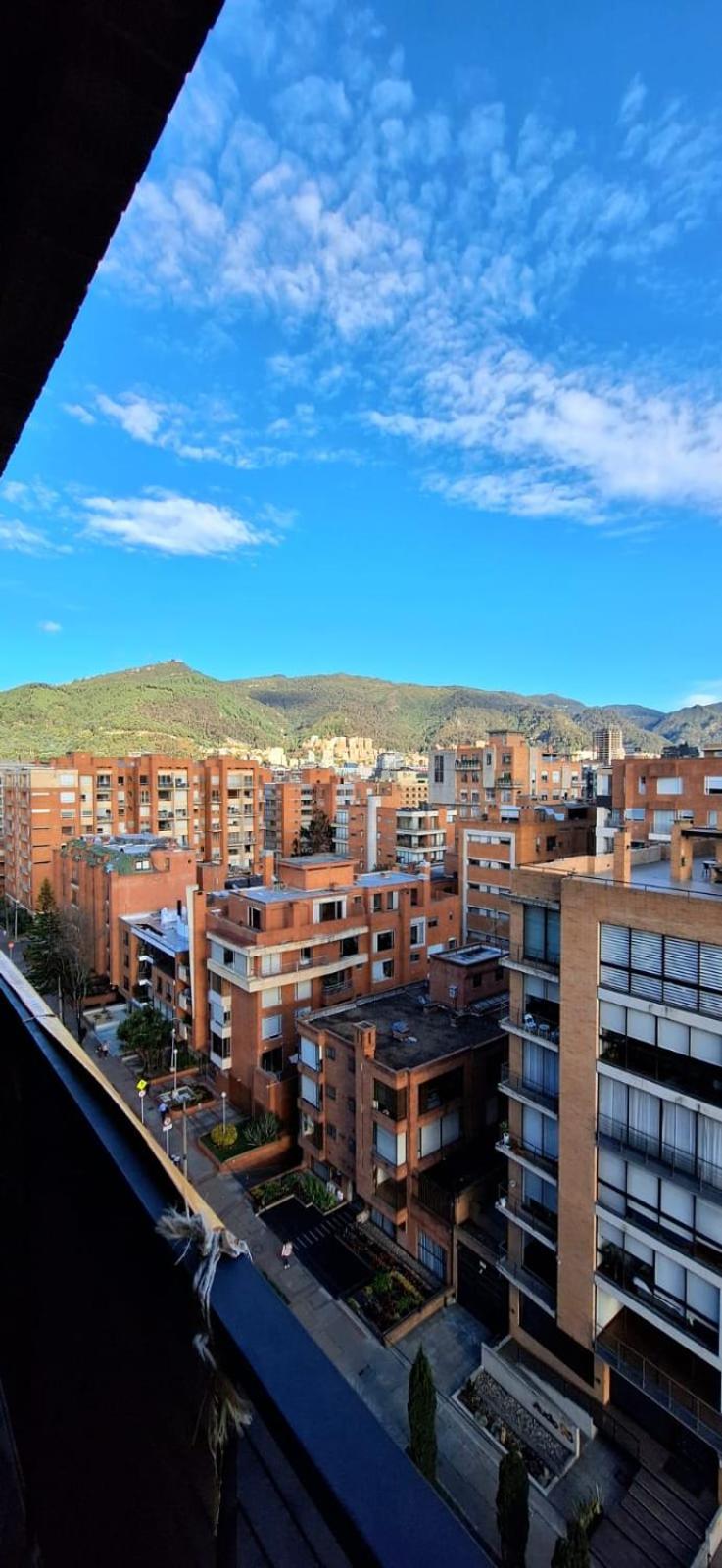 CH Somos AT HOME Apartaestudio en parte central norte