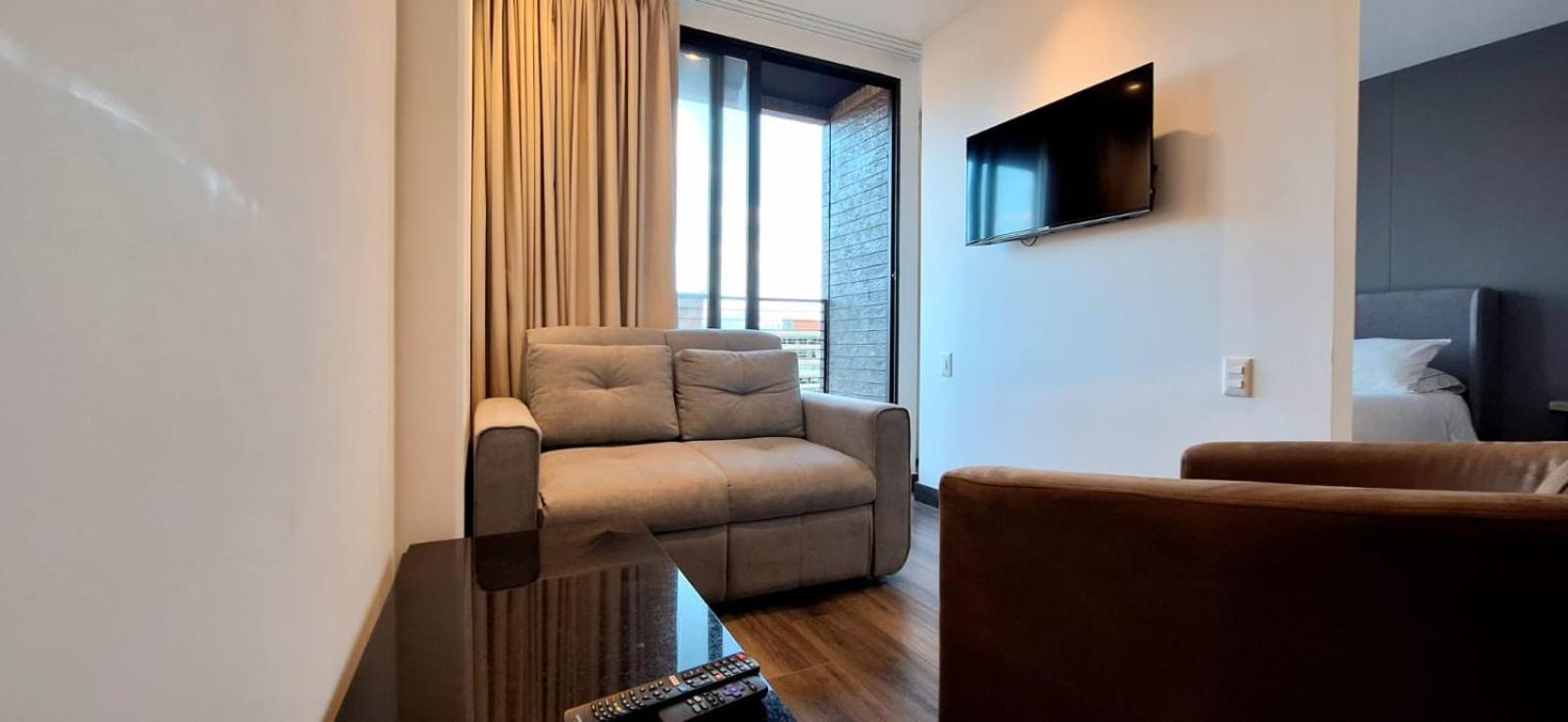 CH Somos AT HOME Apartaestudio en parte central norte