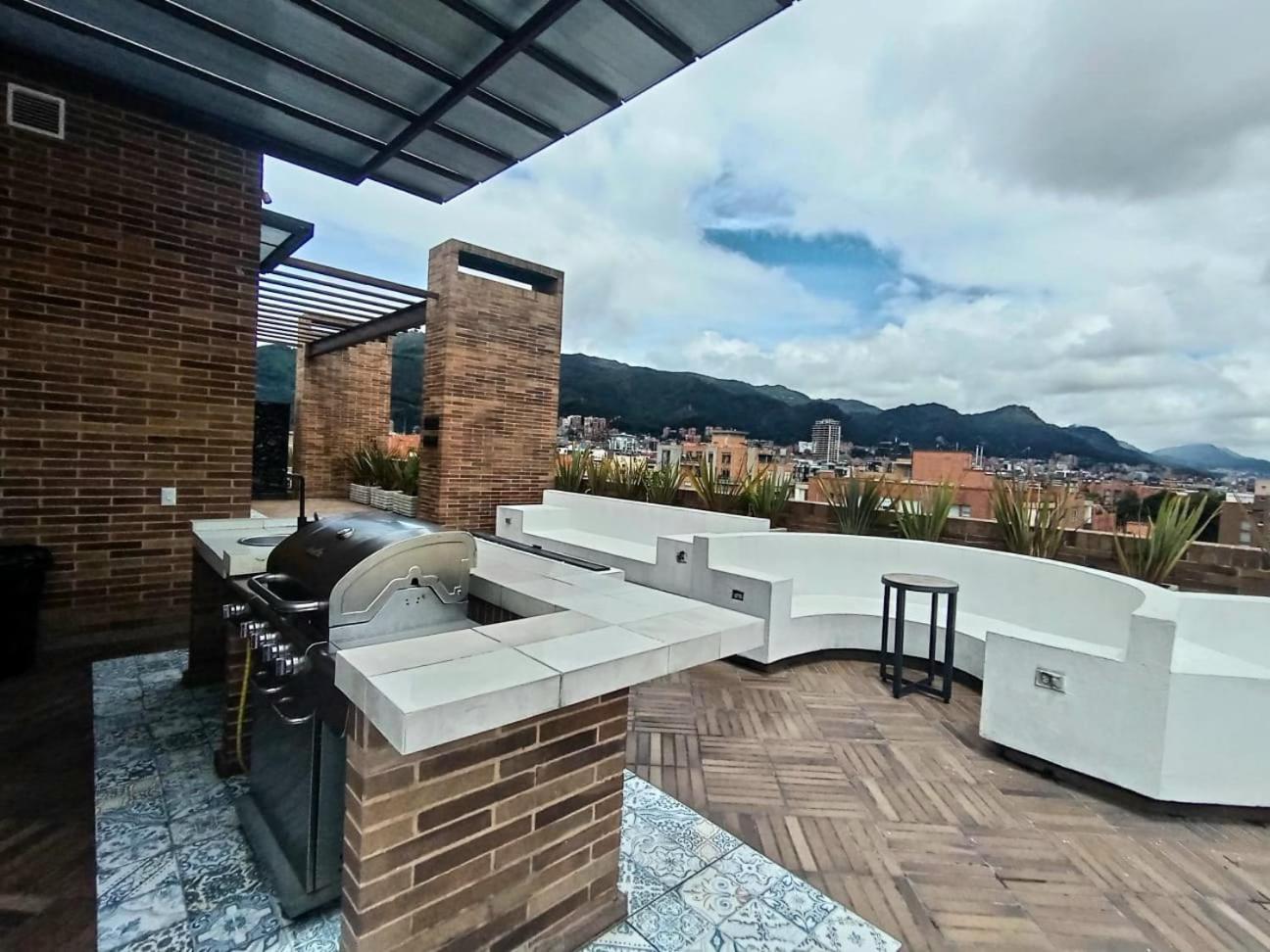 CH Somos AT HOME Apartaestudio en parte central norte