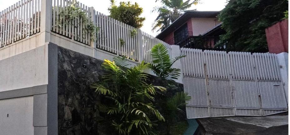 whitegatekandy