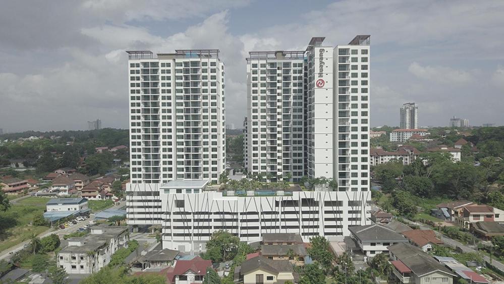 Citywoods Apartment Next to Thistle hotel,Hospital Sultanah Aminah,Ciq custom3km by YHA