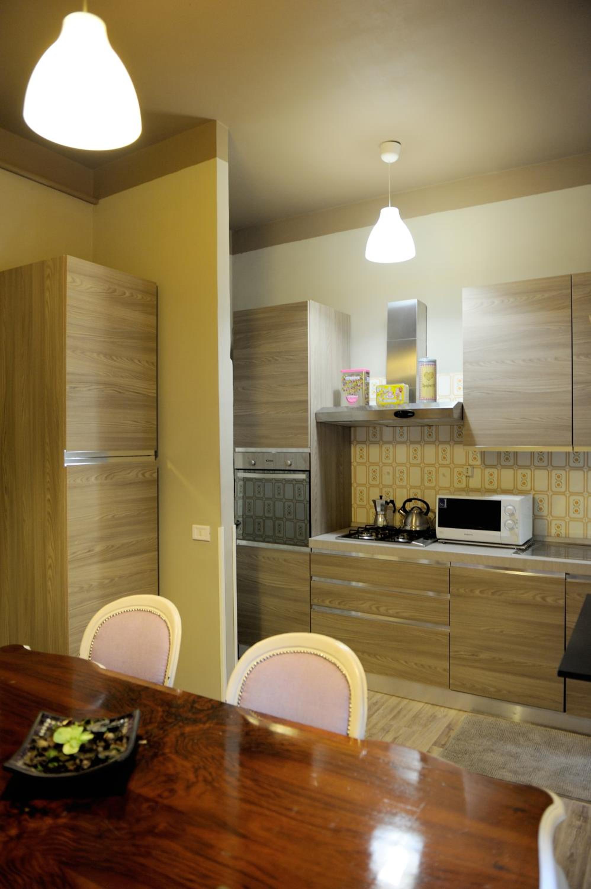 Alexia Home