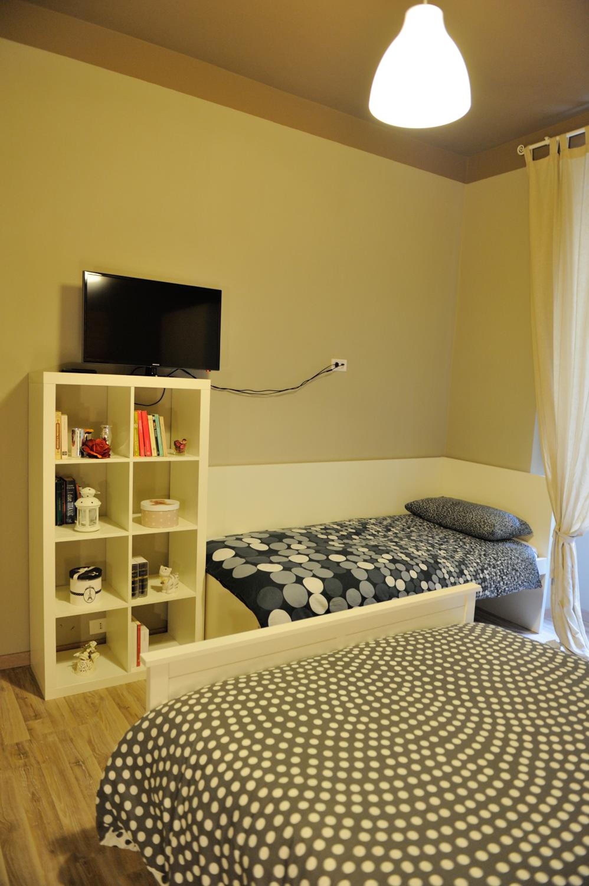 Alexia Home