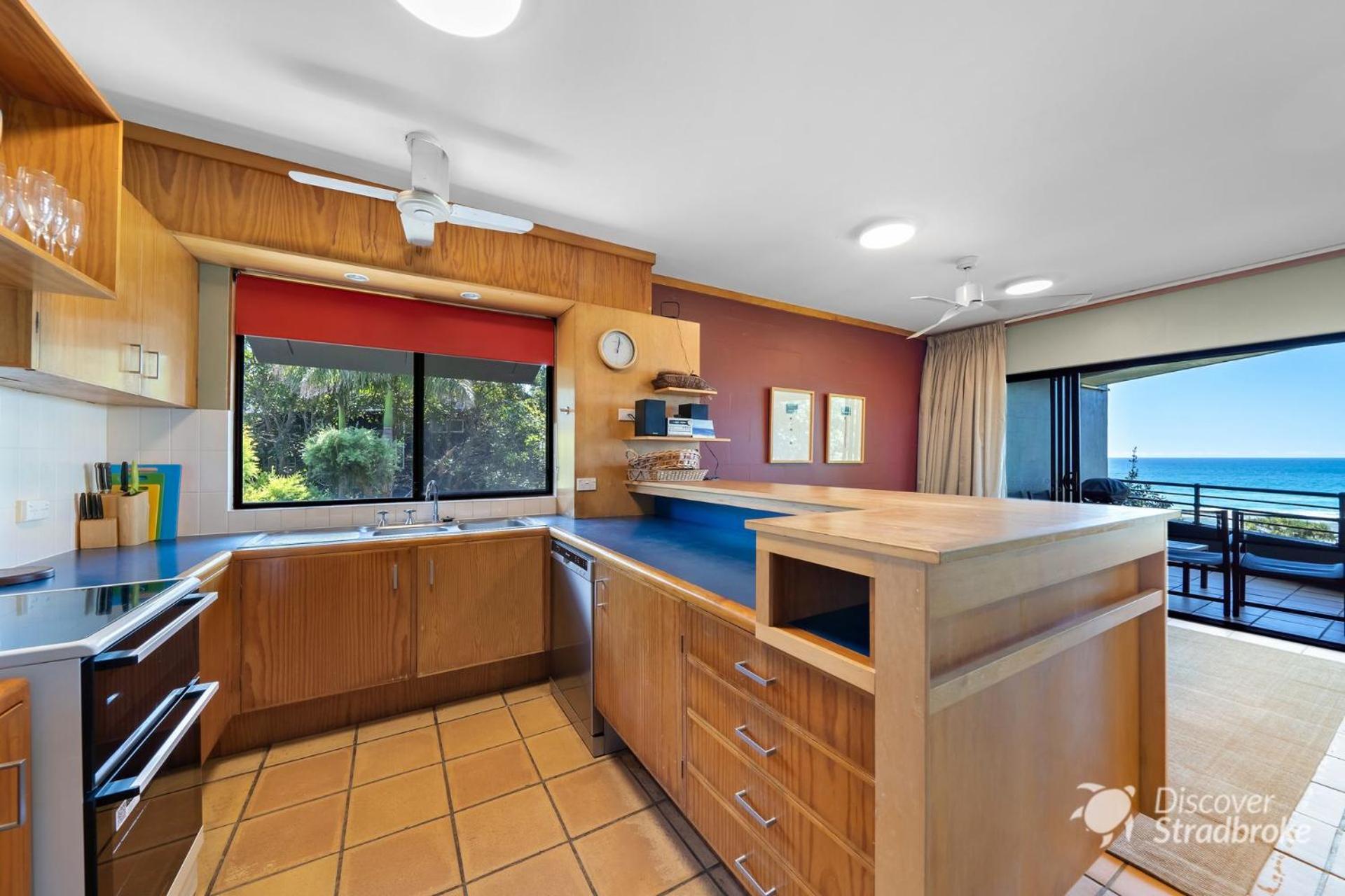 Mintee 4 by Discover Stradbroke