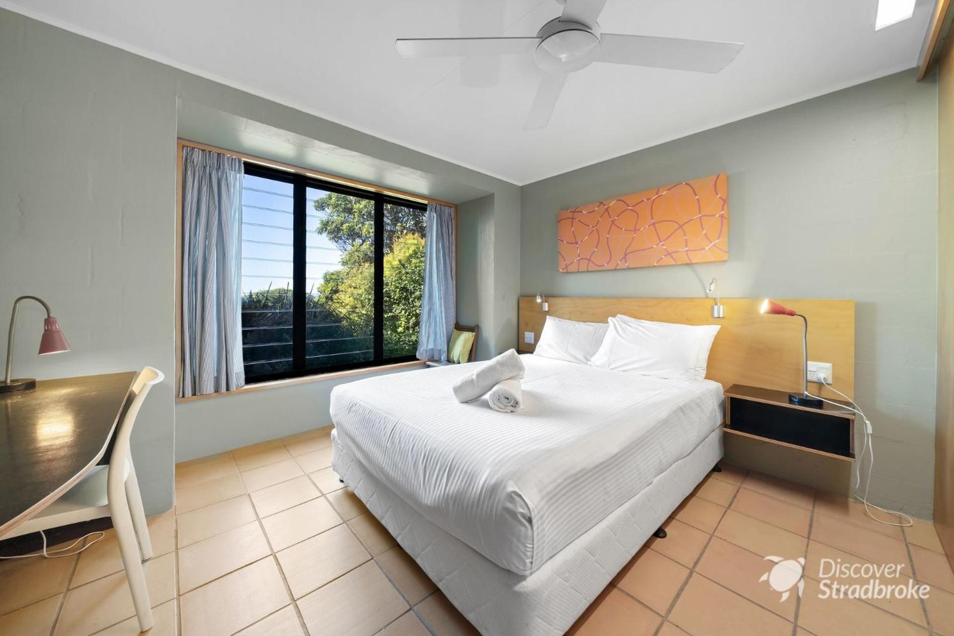 Mintee 4 by Discover Stradbroke