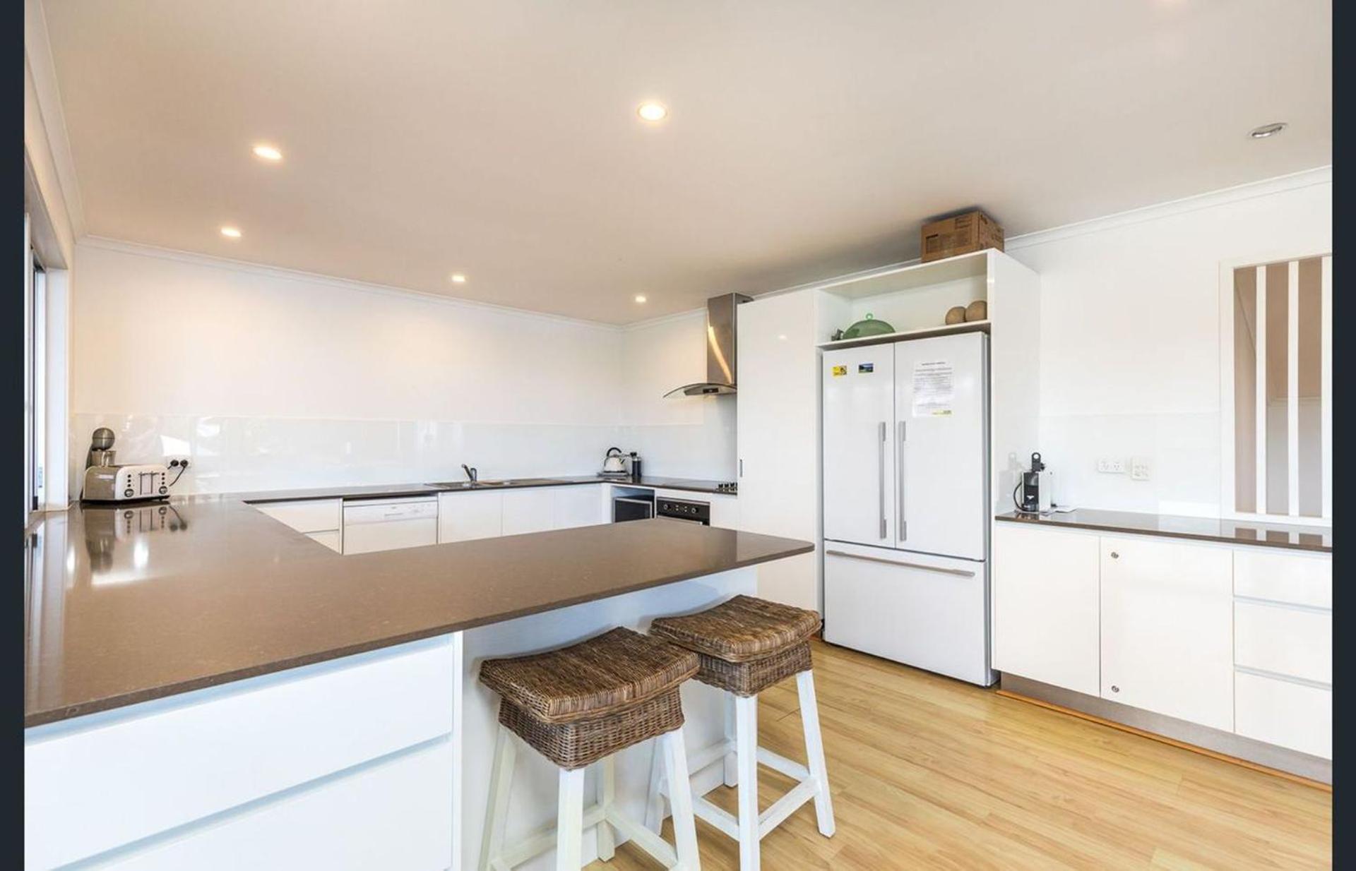 The Palm House by Discover Stradbroke