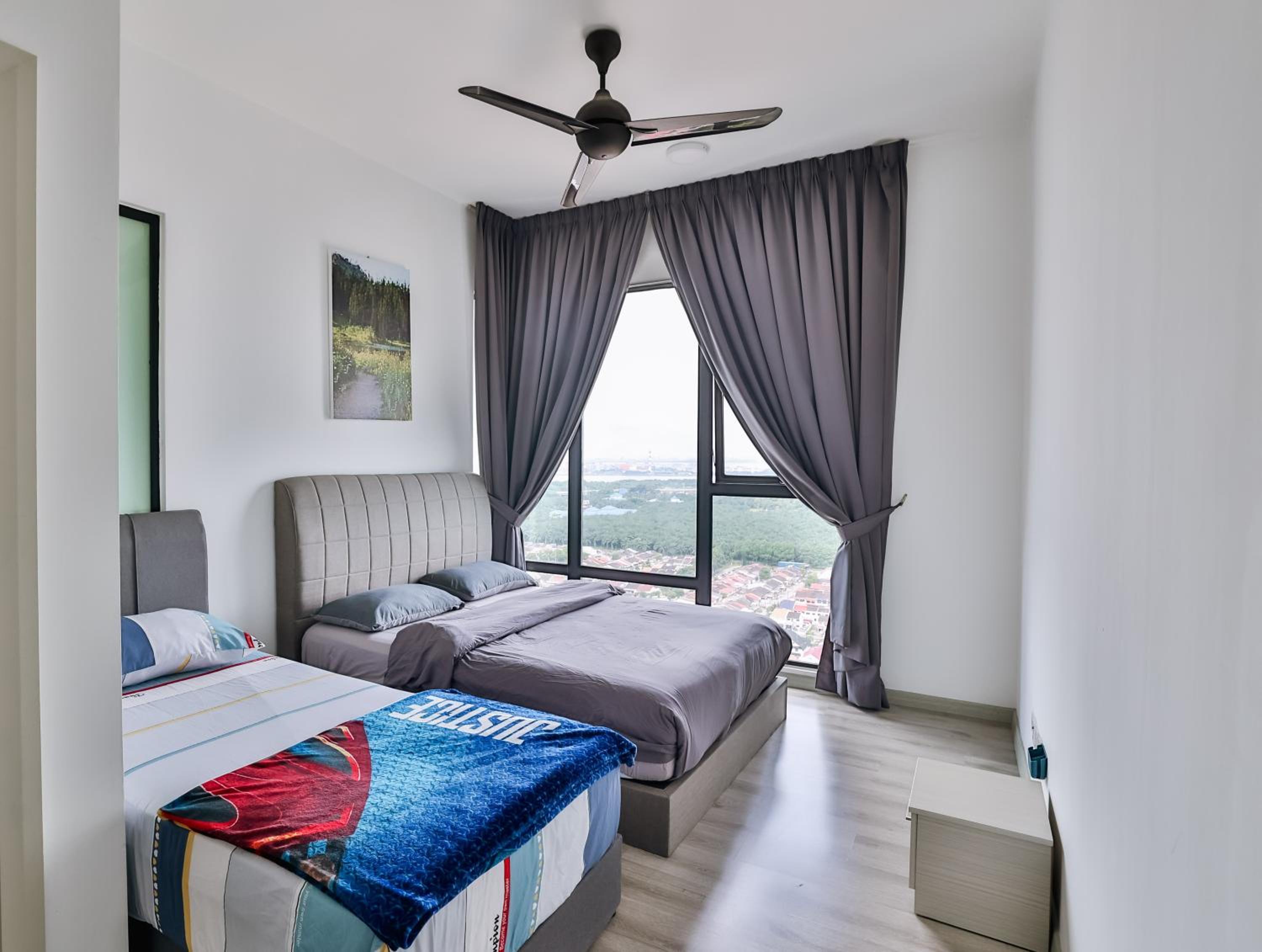 Mid Valley Southkey 2BR Family Stay, 5-6 pax, Free Parking