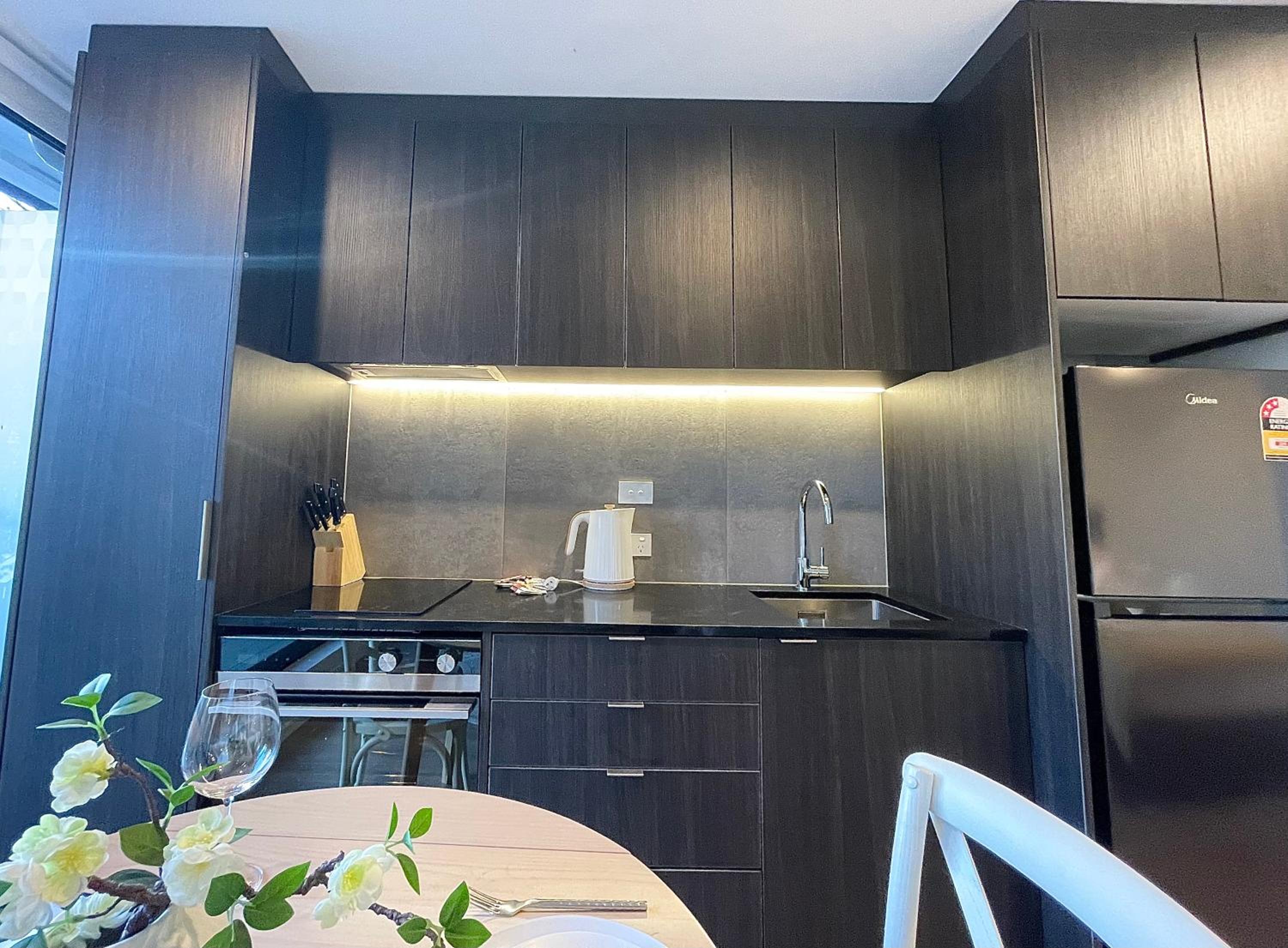 Beautiful Stylish CBD apartment