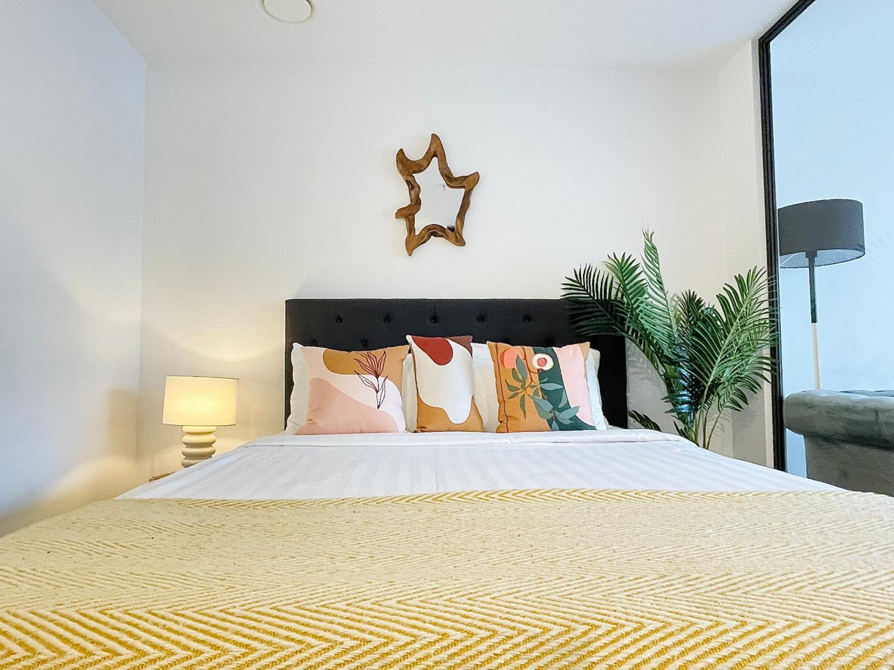 Beautiful Stylish CBD apartment