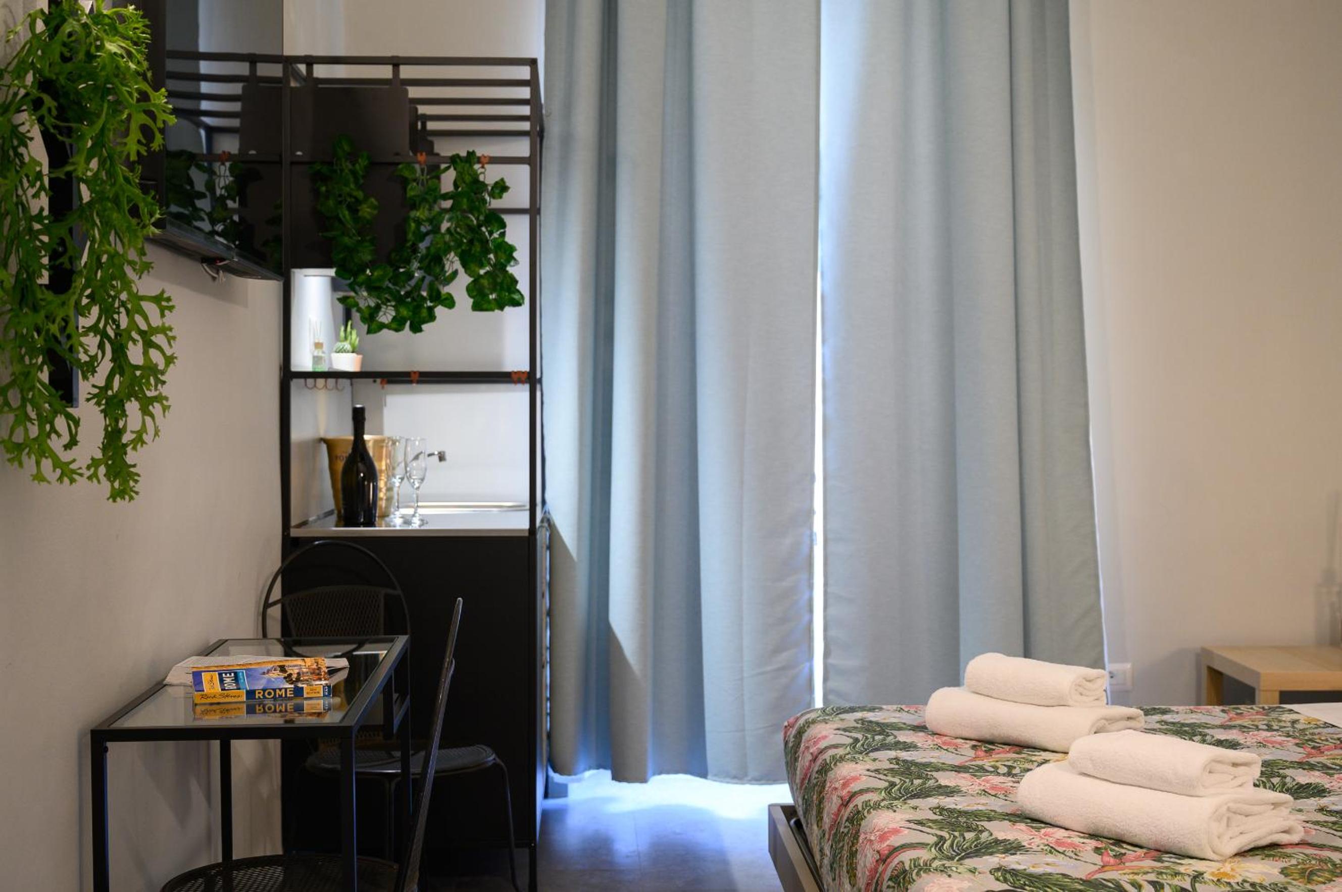 GuestHouse o Affittacamere Magenta Baylon Suite
