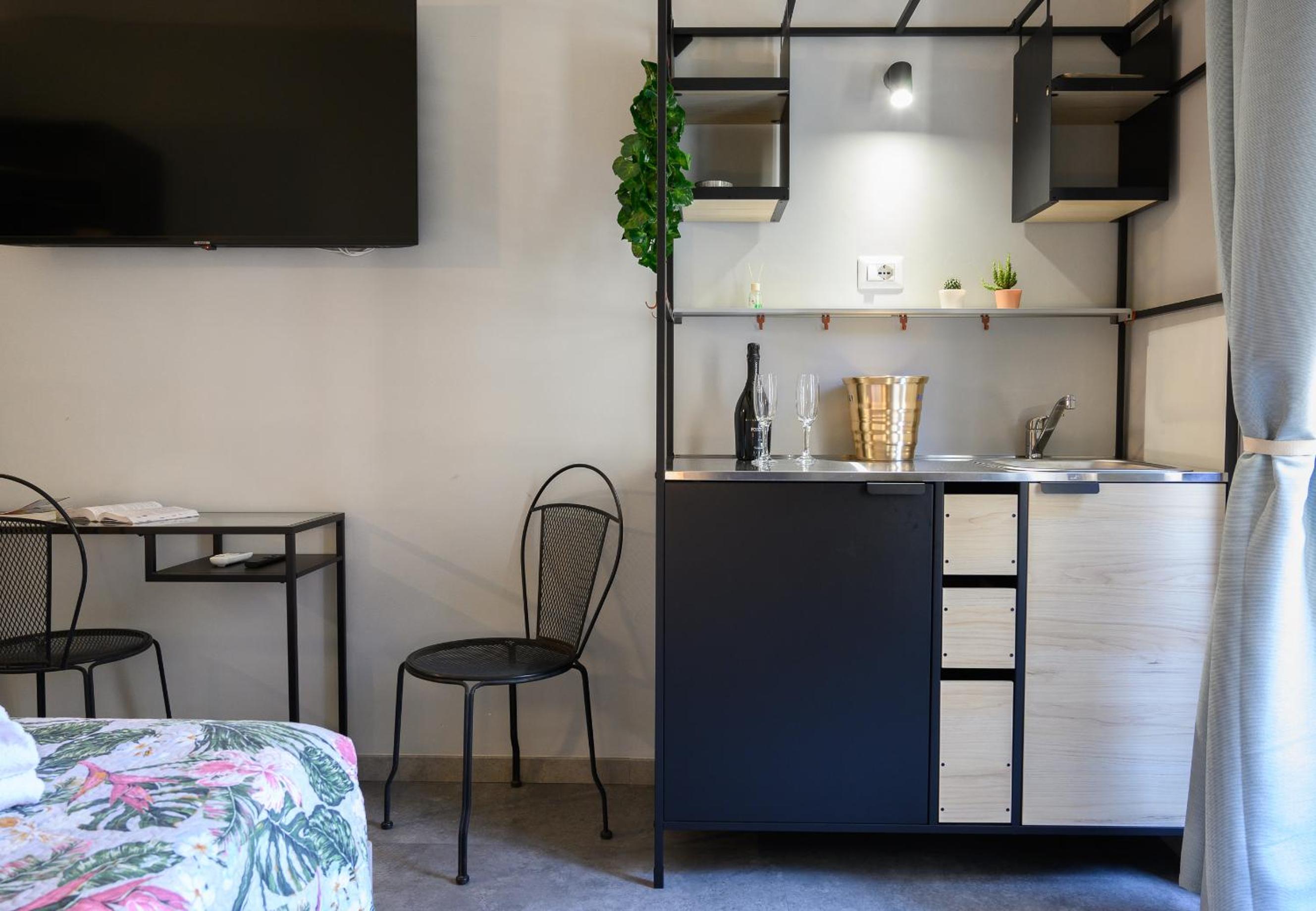 GuestHouse o Affittacamere Magenta Baylon Suite