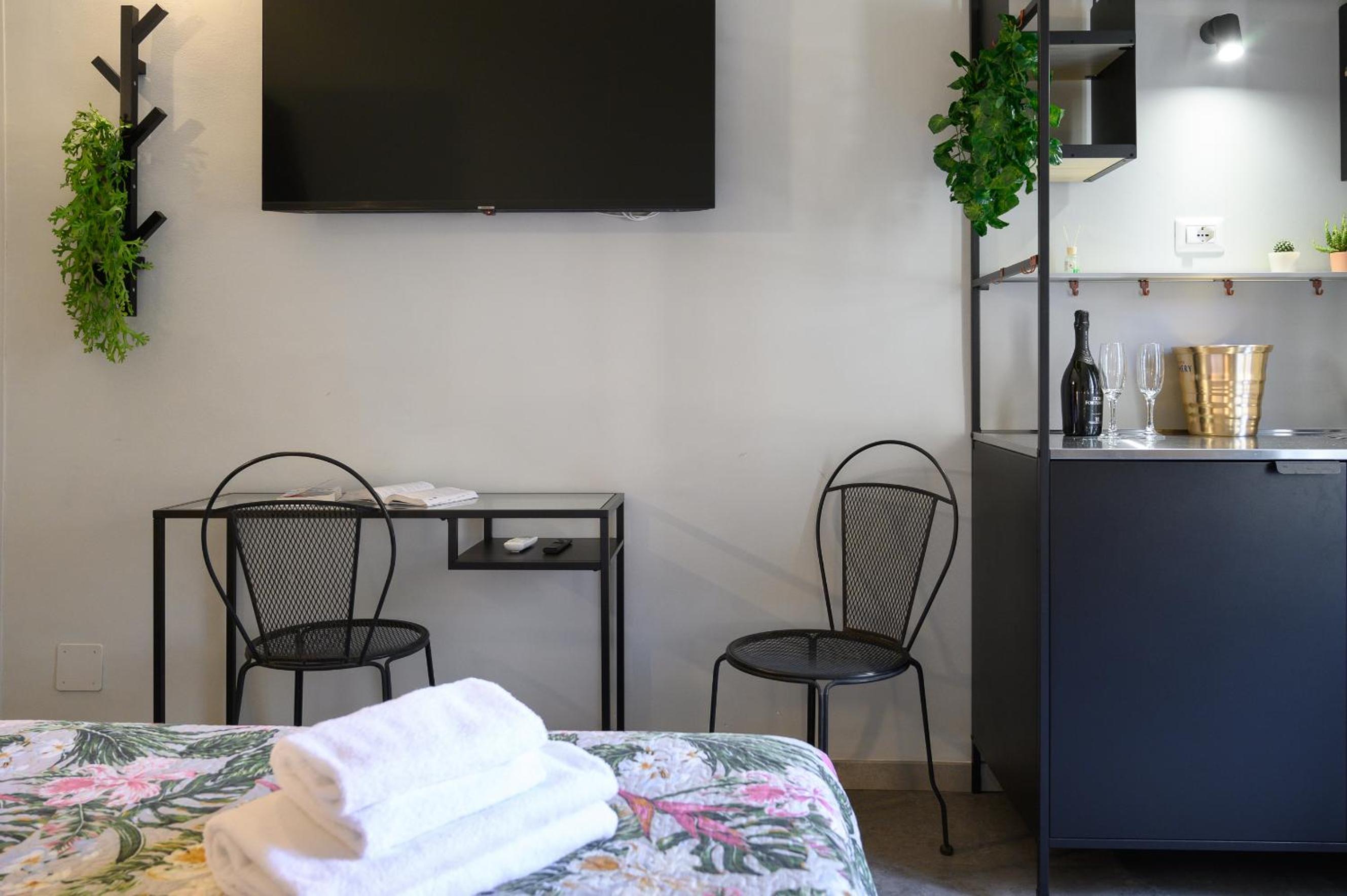GuestHouse o Affittacamere Magenta Baylon Suite