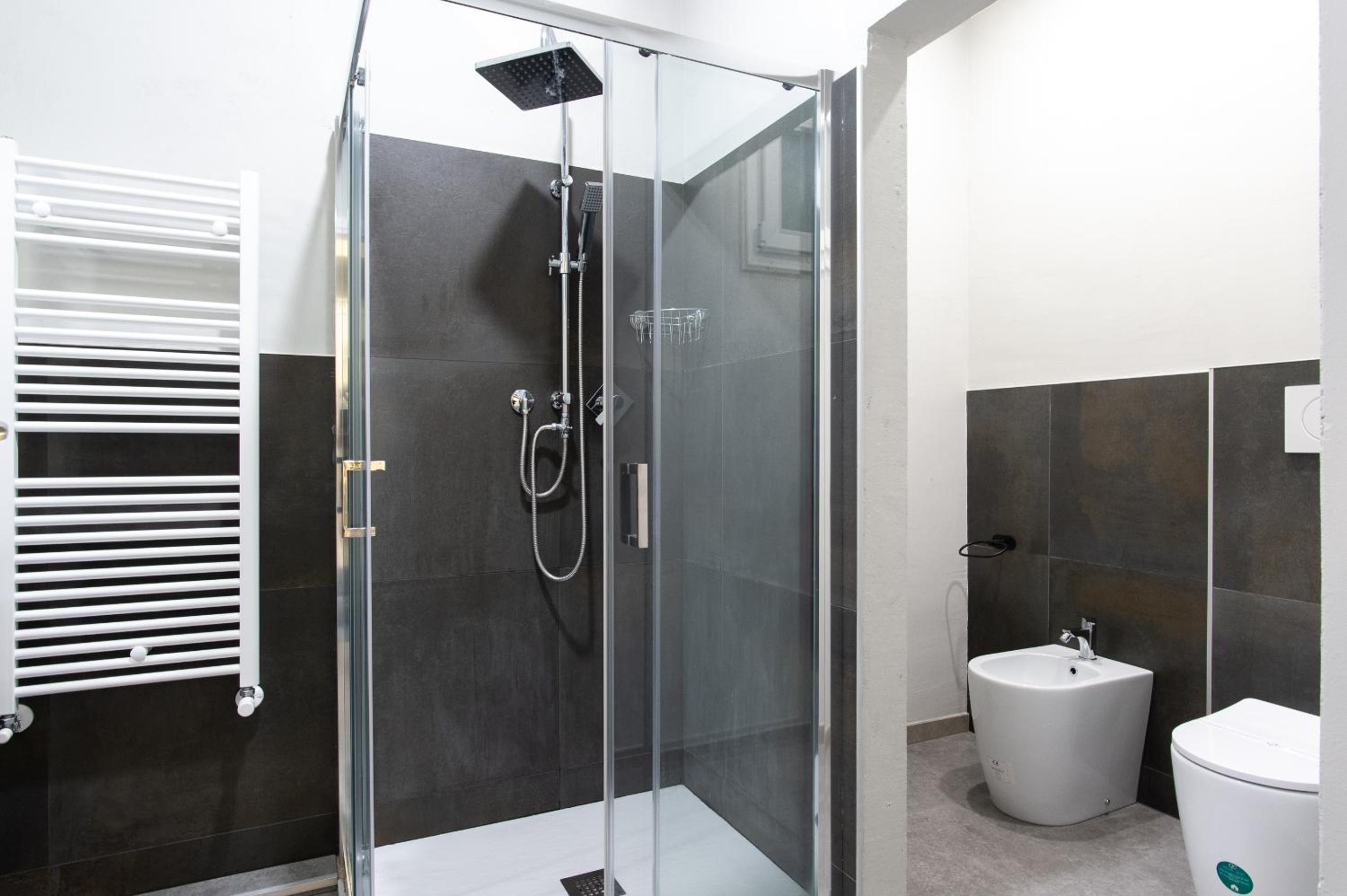 GuestHouse o Affittacamere Magenta Baylon Suite
