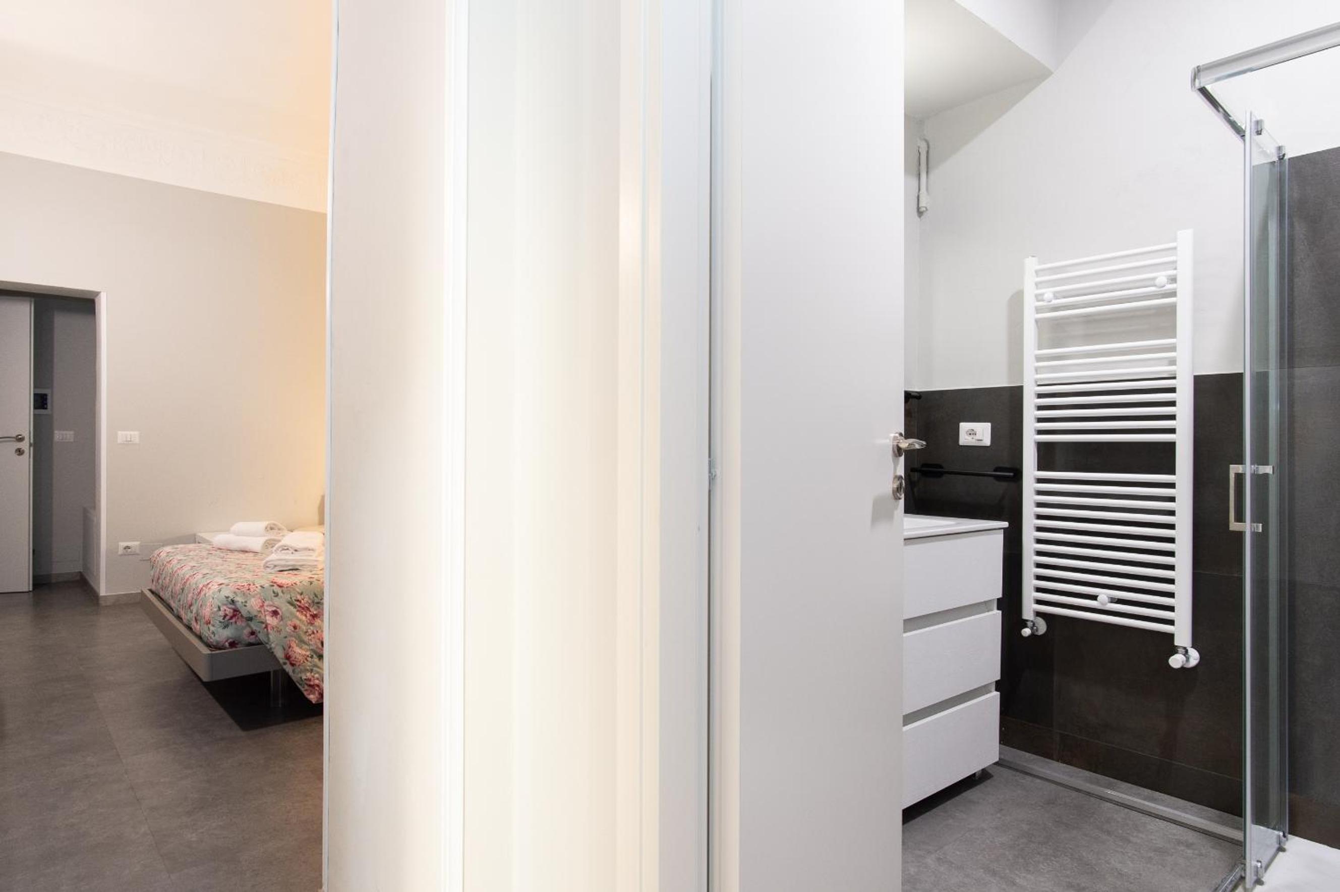 GuestHouse o Affittacamere Magenta Baylon Suite