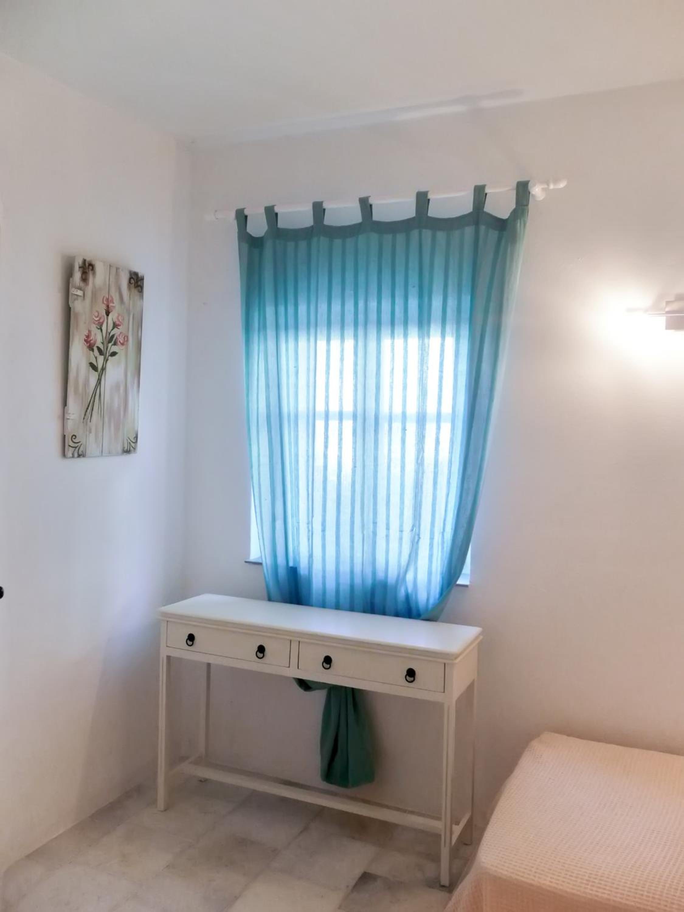 Charming House in Paros, 90 m² with Shared Pool
