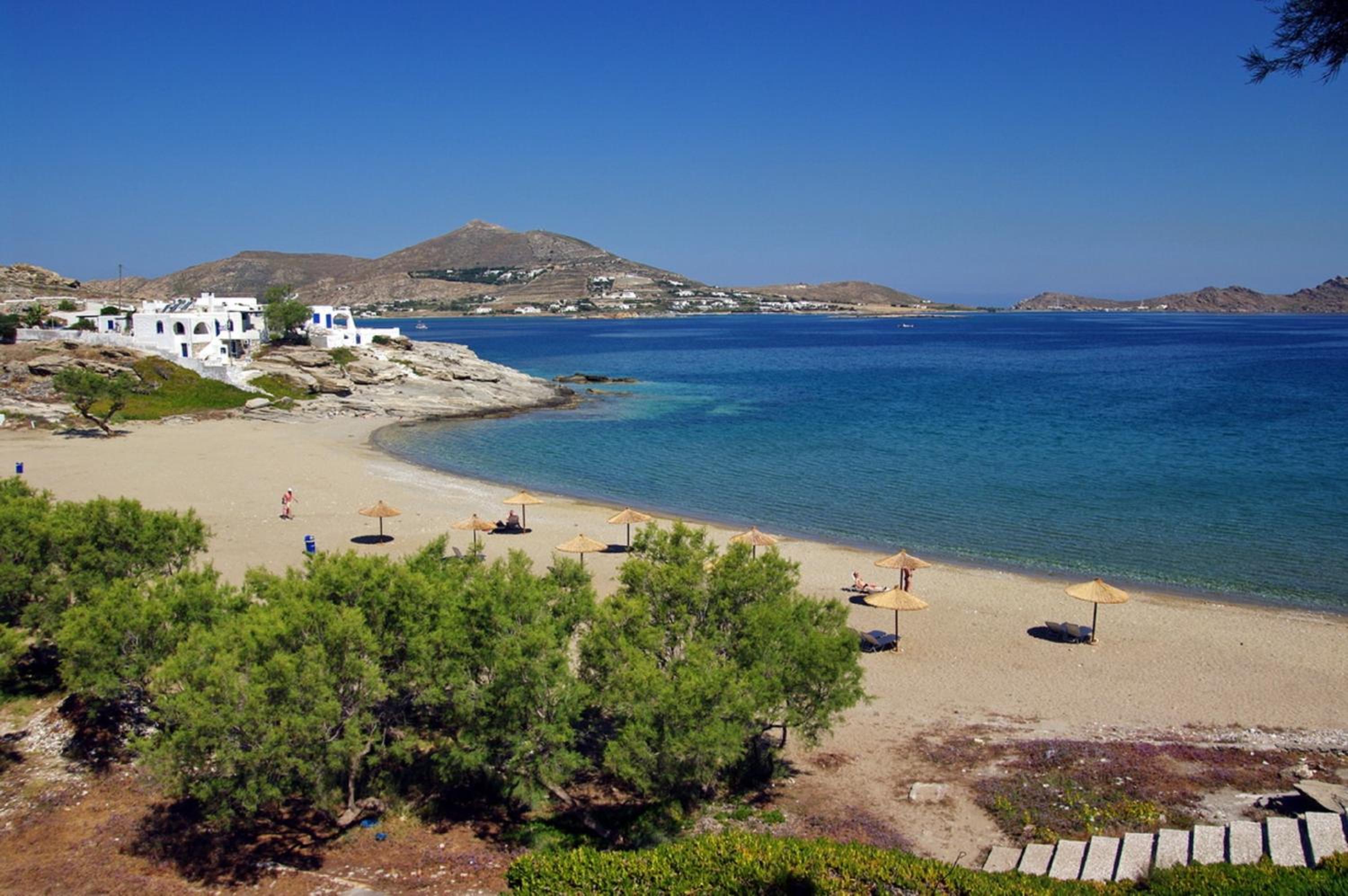 Charming House in Paros, 90 m² with Shared Pool