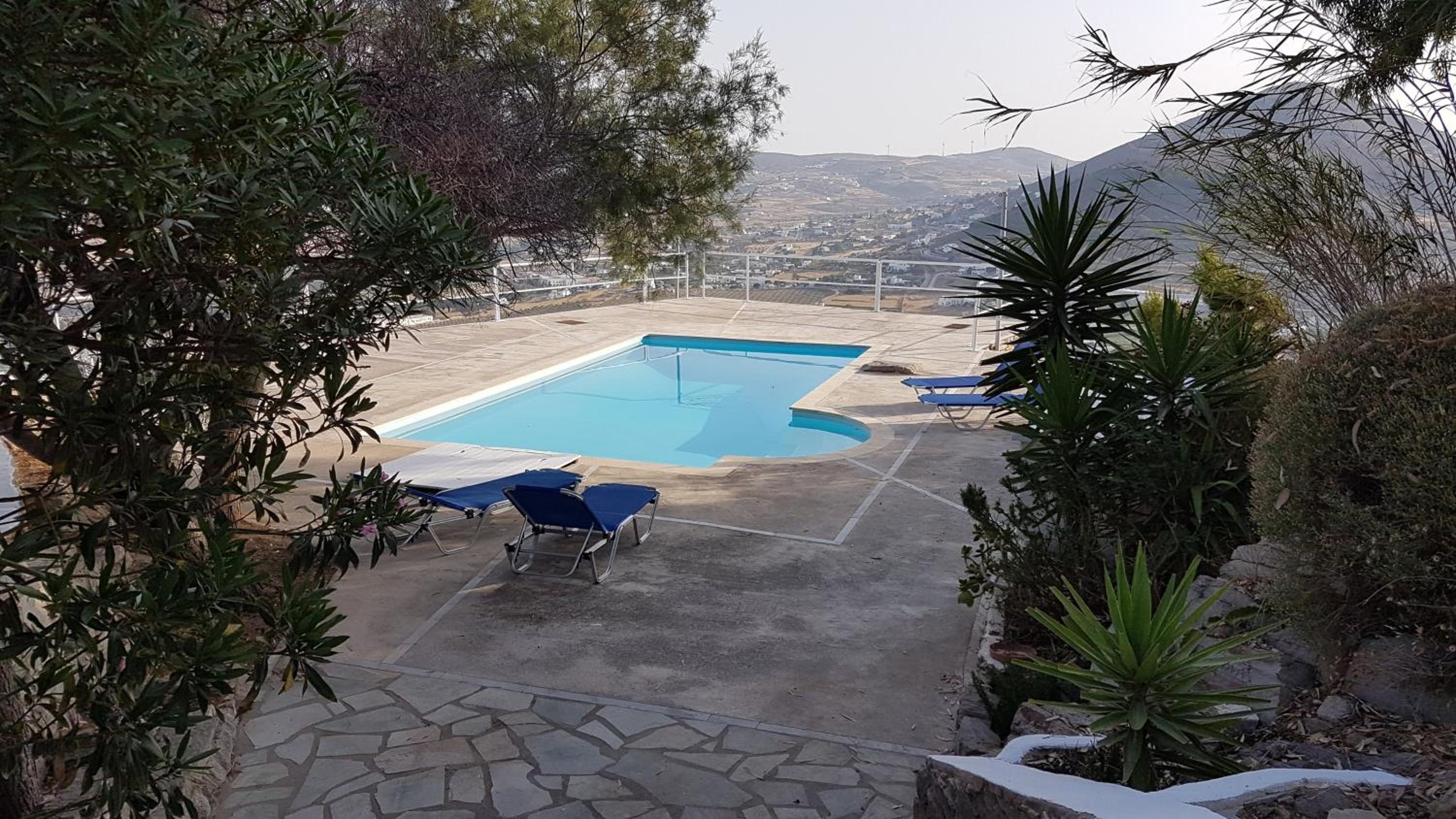 Charming House in Paros, 90 m² with Shared Pool