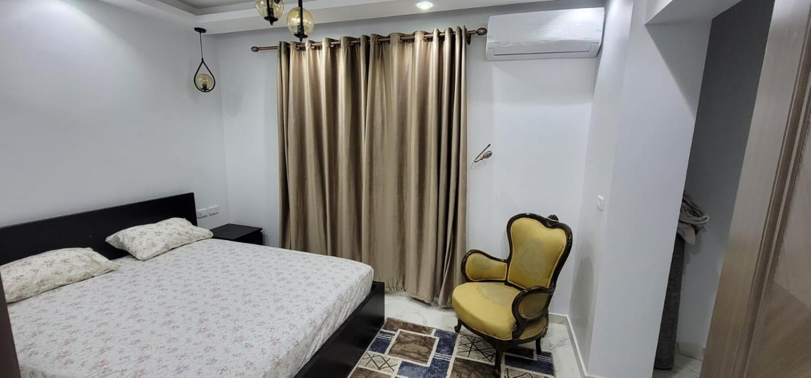 2 BR apartment with big garden near AUC