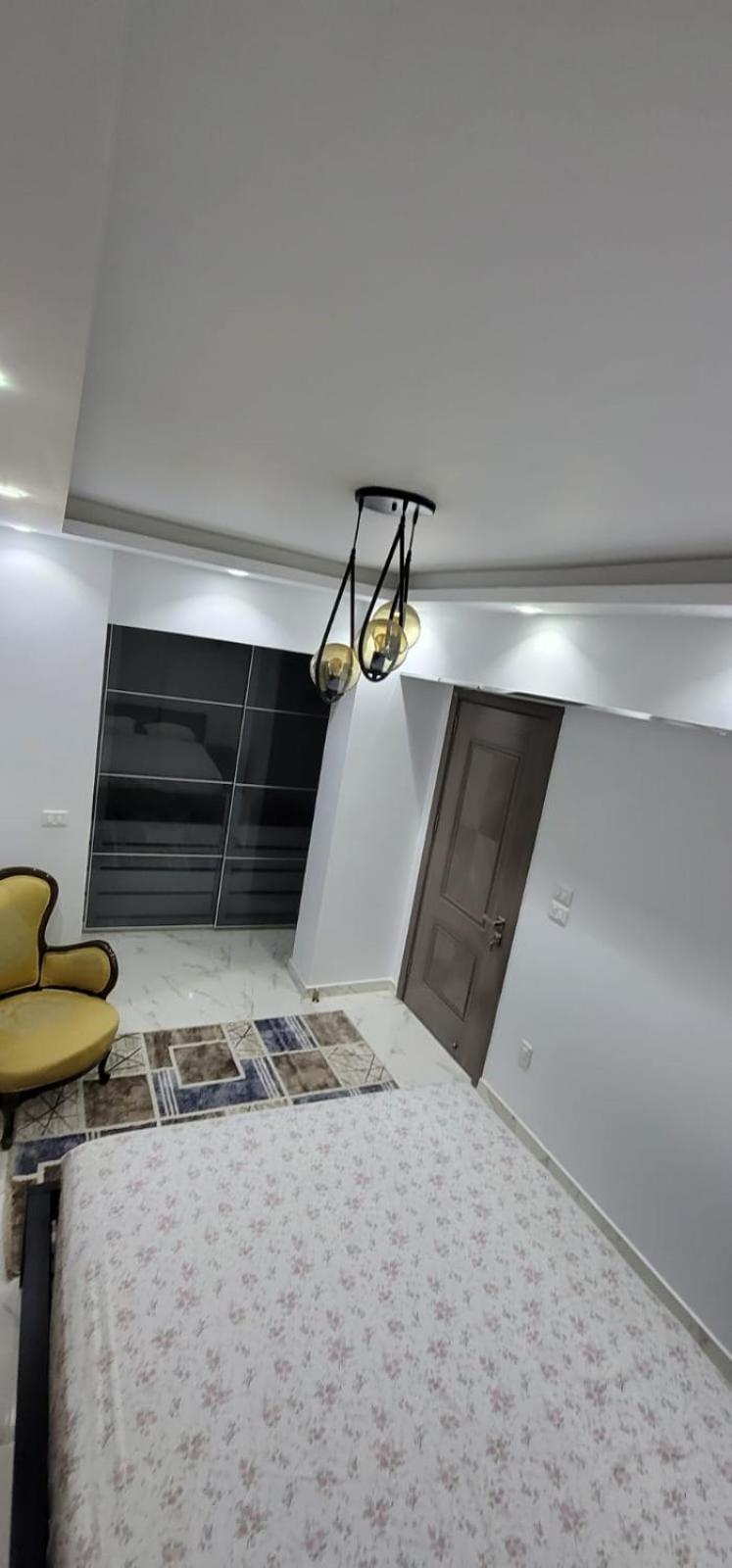 2 BR apartment with big garden near AUC
