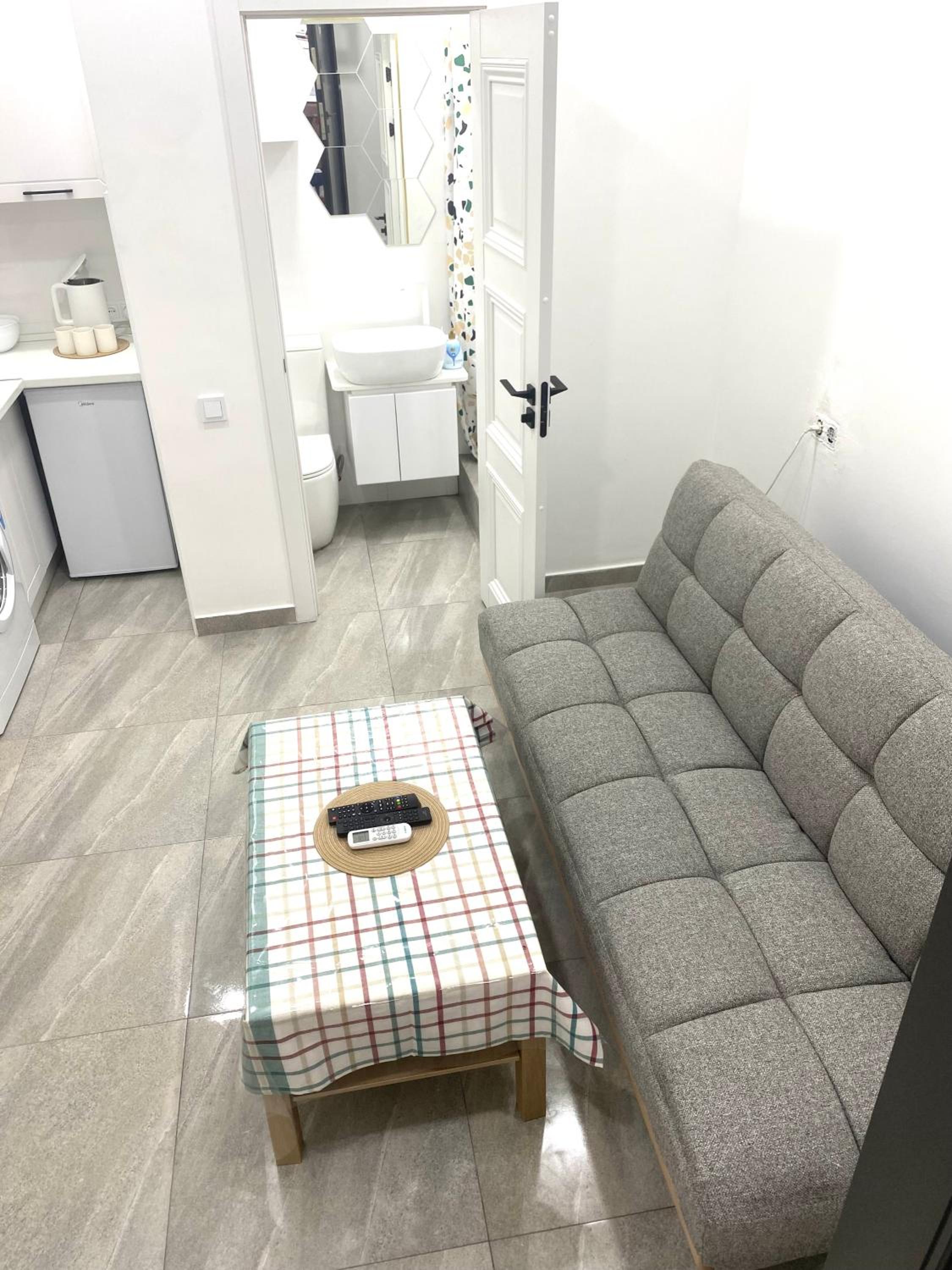 apartment s