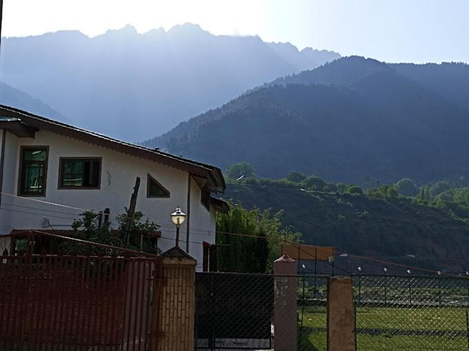 Hotel Royal Pahalgam