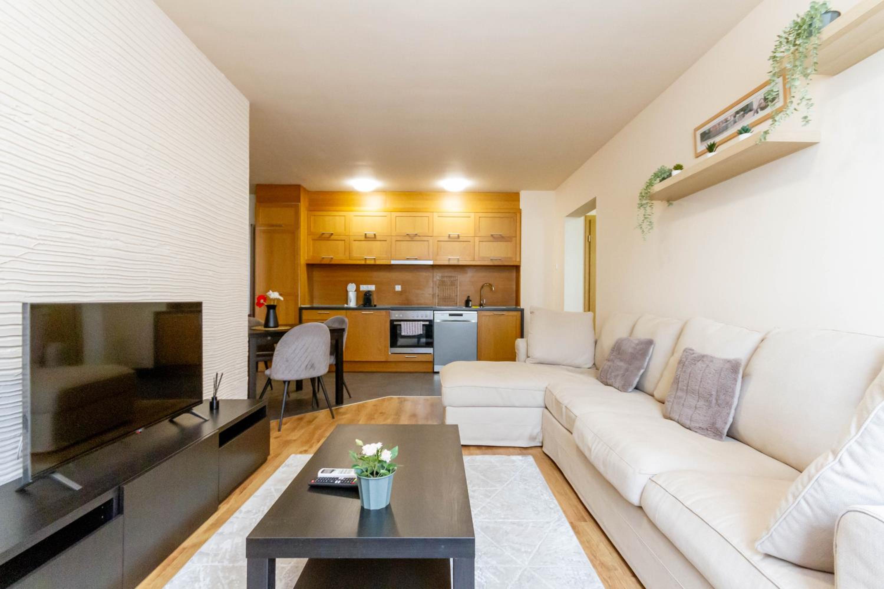 Modern Comfort in József Street by NW view 5