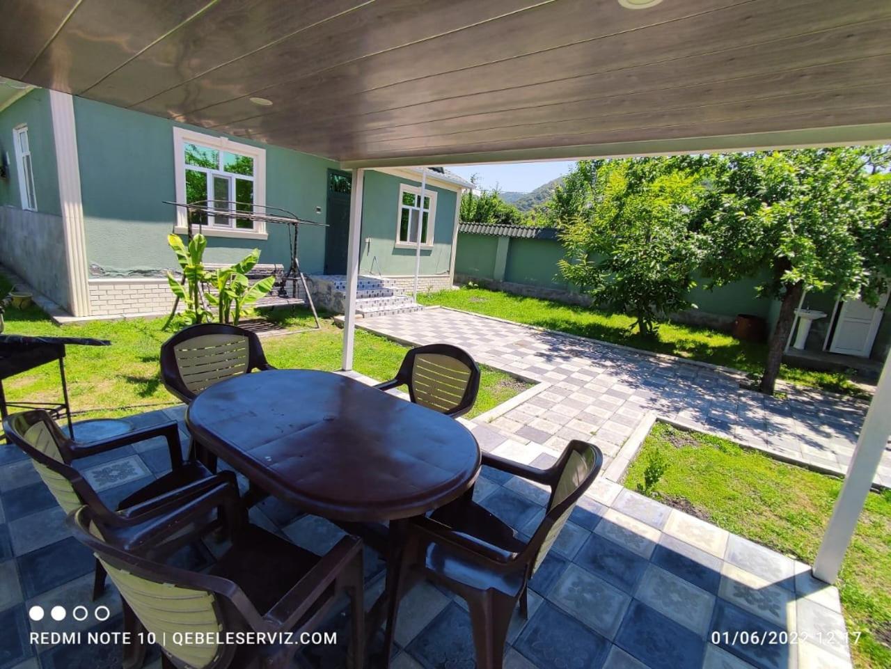 Samall villa with swimming pool