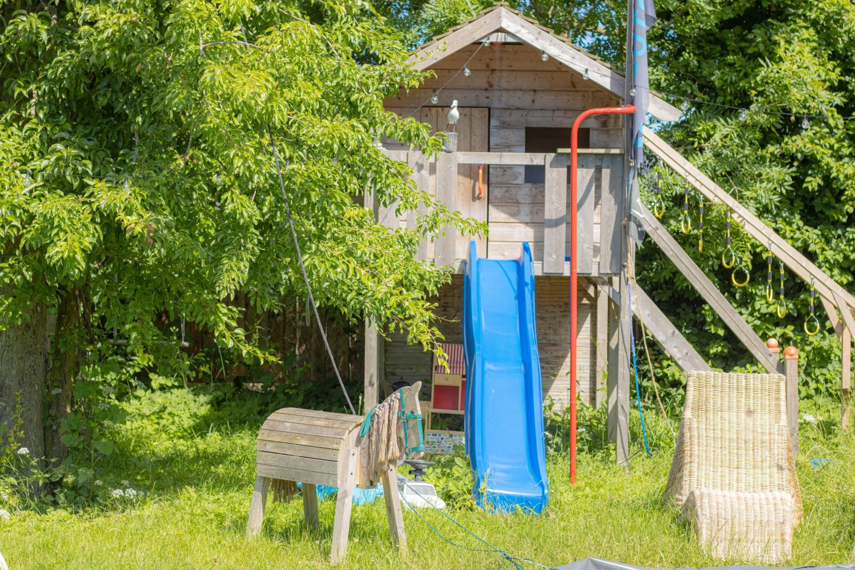 Ferienwohnungen Fehmarn mit Parkplatz & Garten in Petersdorf