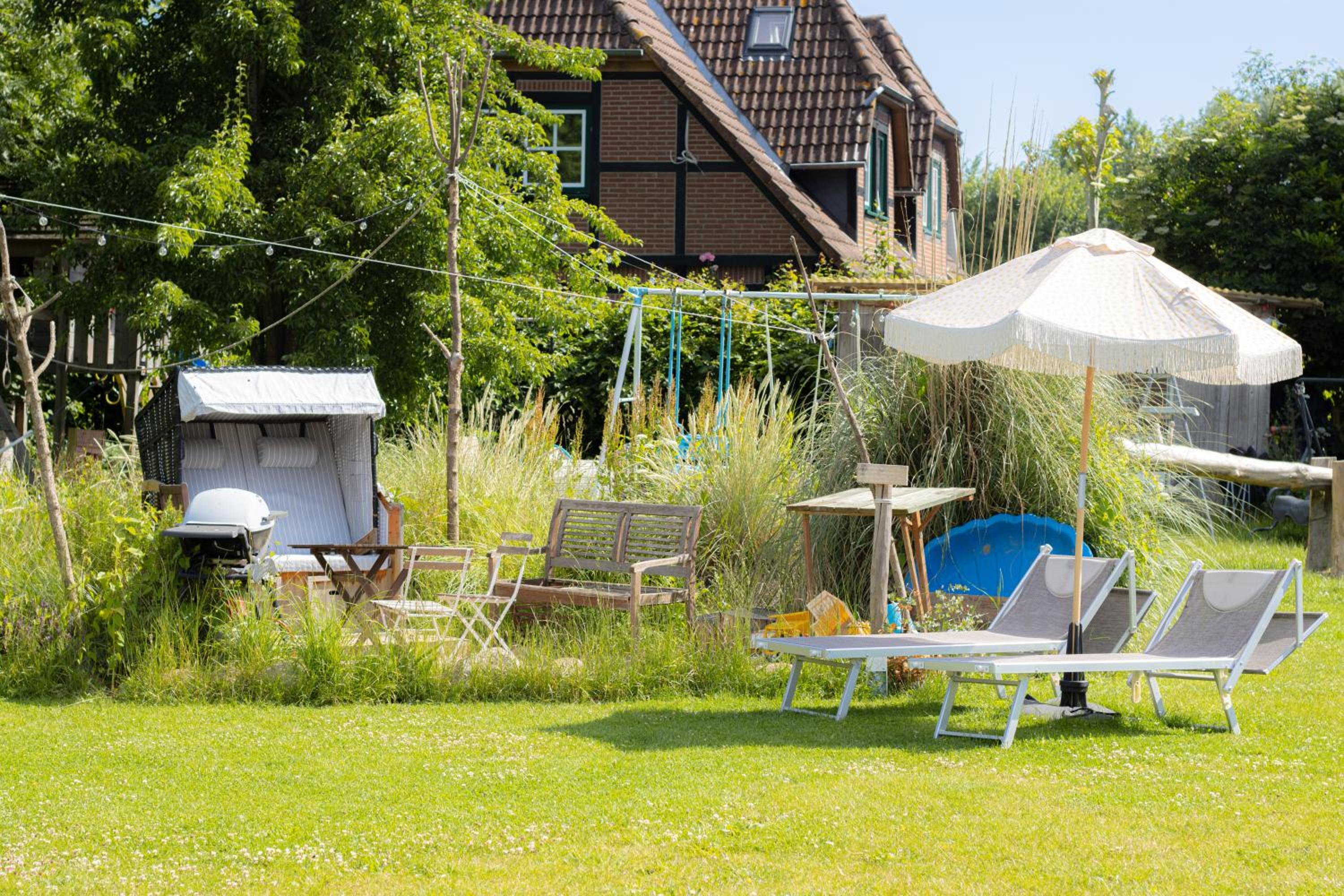 Ferienwohnungen Fehmarn mit Parkplatz & Garten in Petersdorf