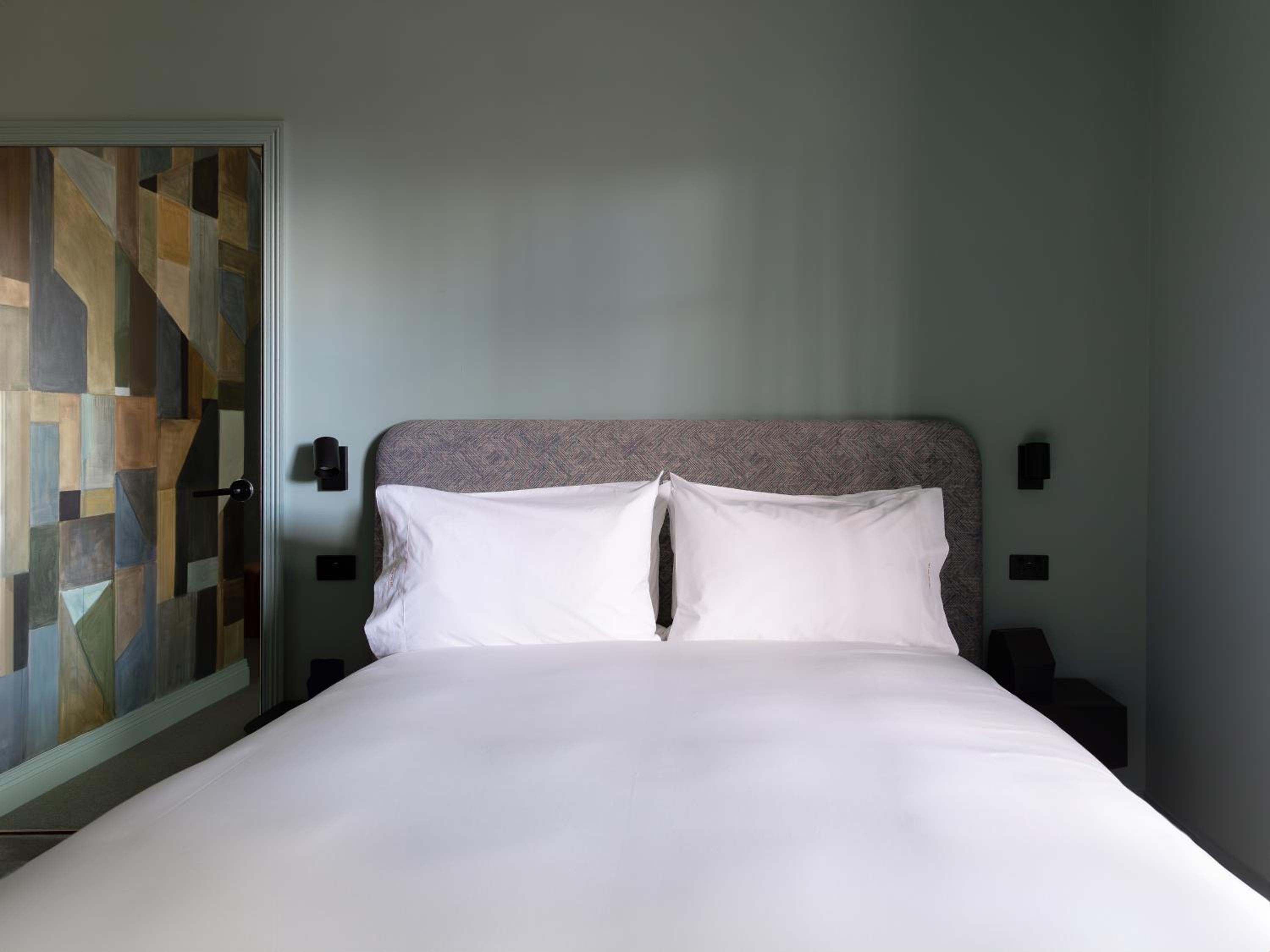 House of Sol - Experience Cosmic Luxury