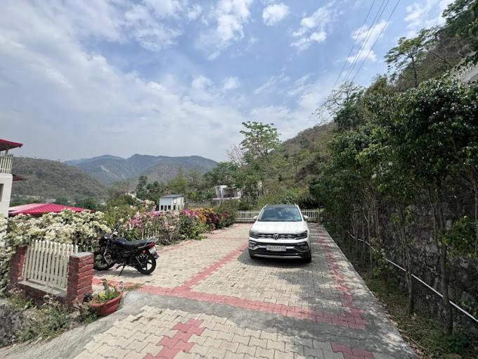 The Blue Casa Hills