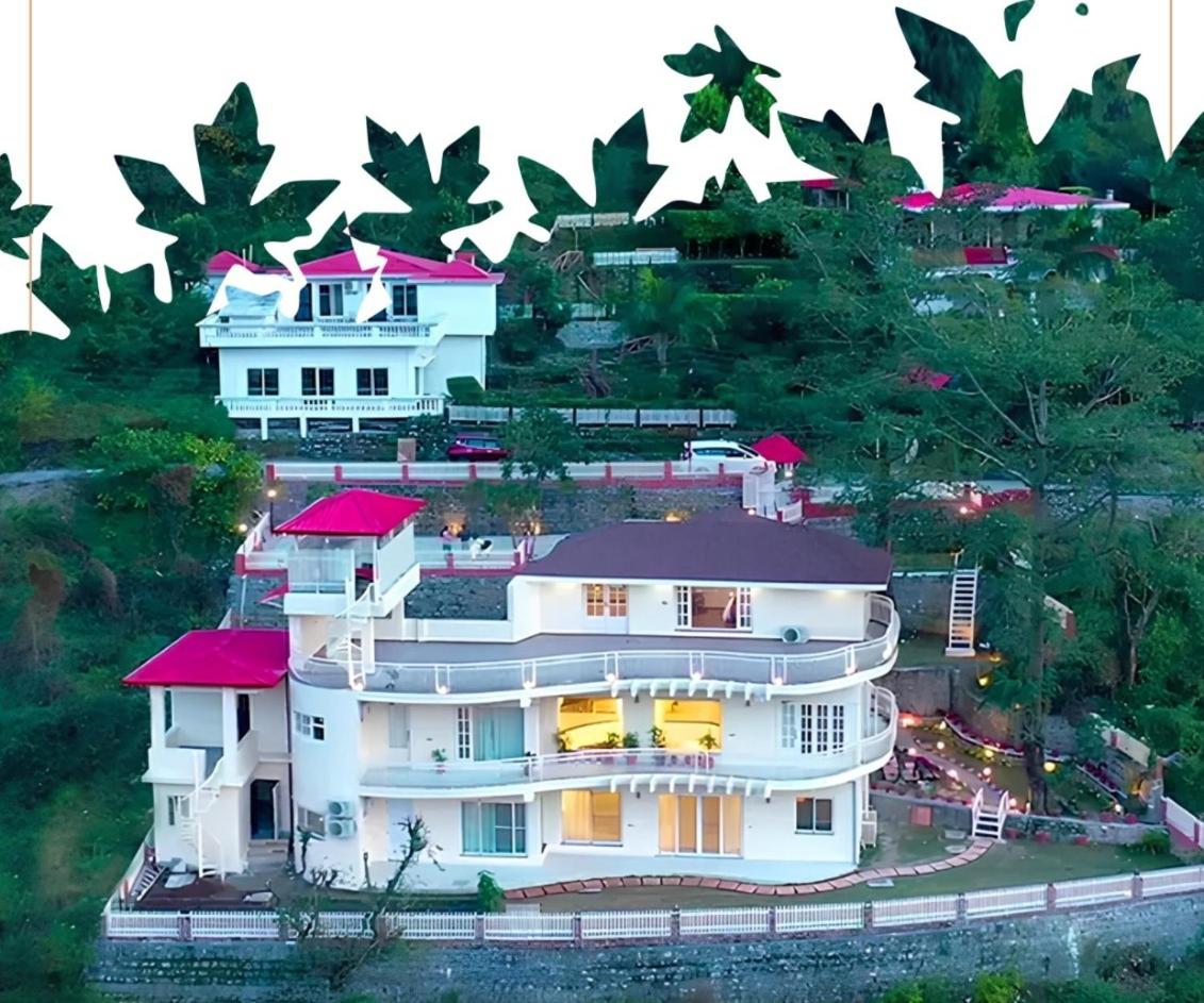 The Blue Casa Hills