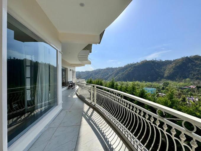 The Blue Casa Hills
