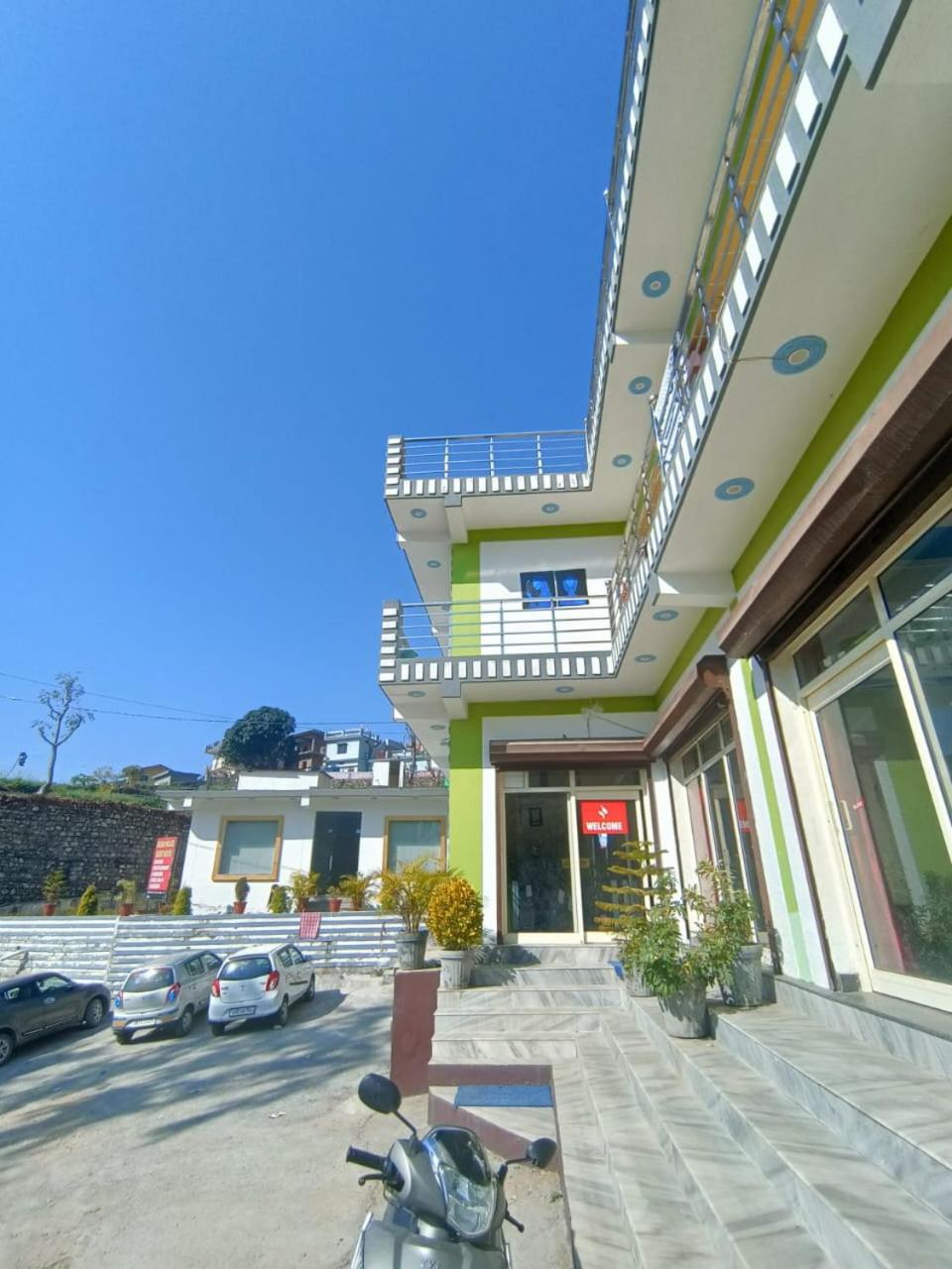 Photo 12