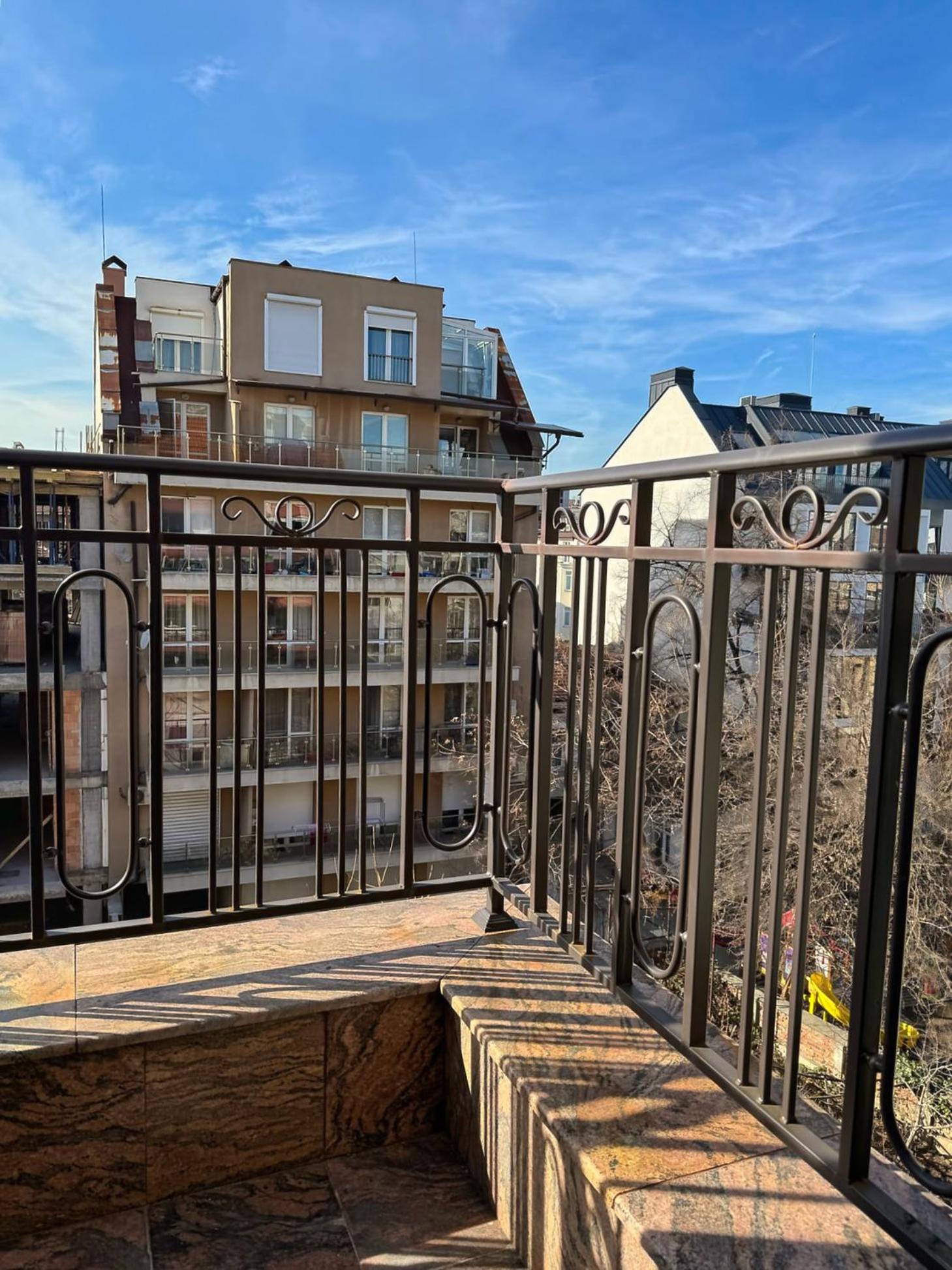 Sofia Top Central Apartments