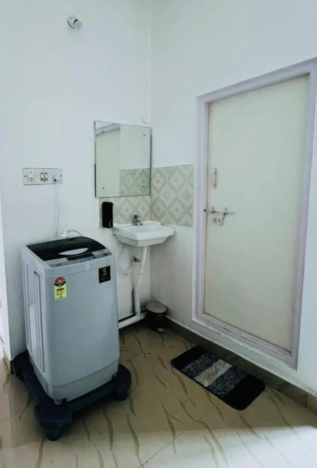Hegde residency