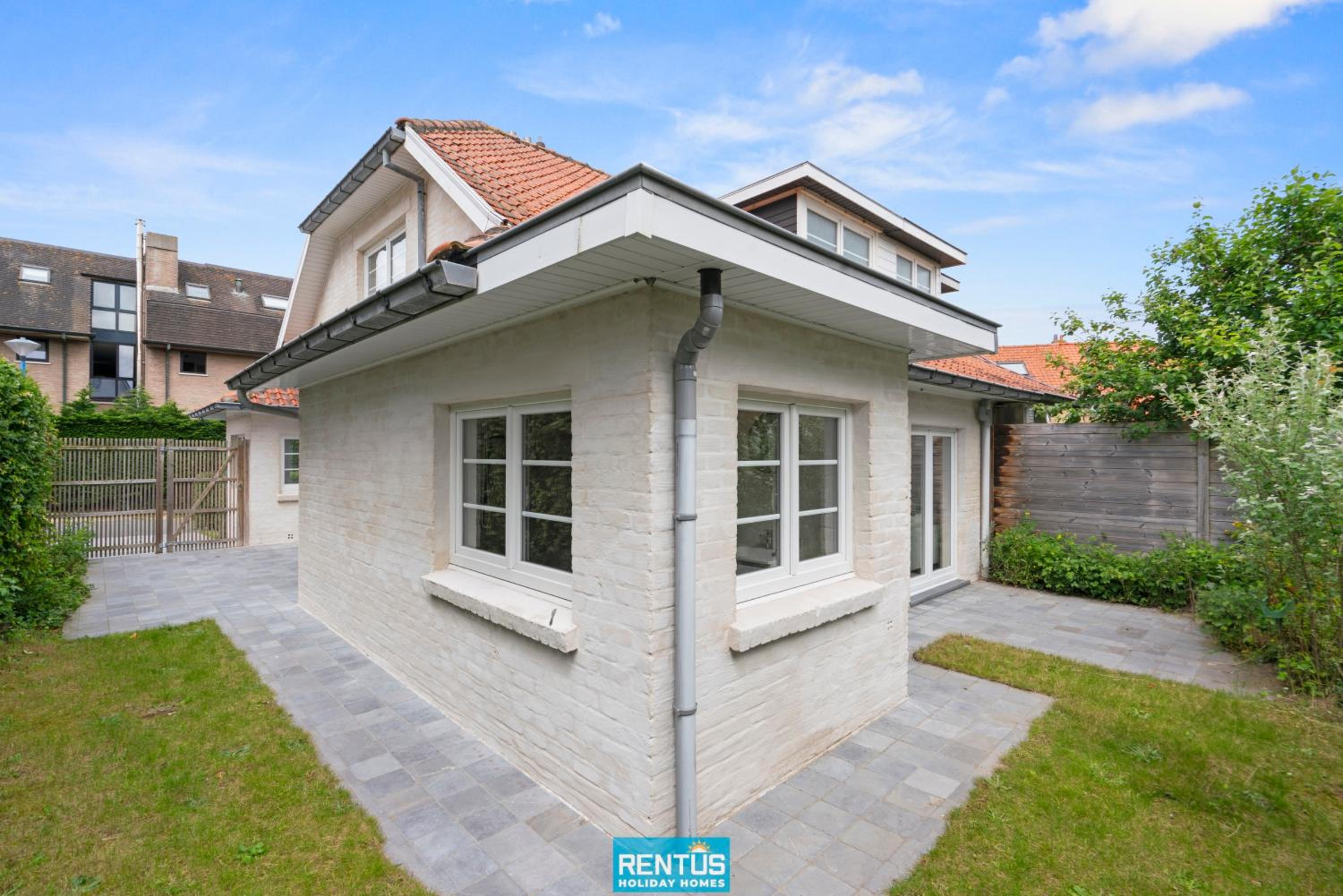 Villa Sandsfoot - authentic fisherman's cottage in Koksijde