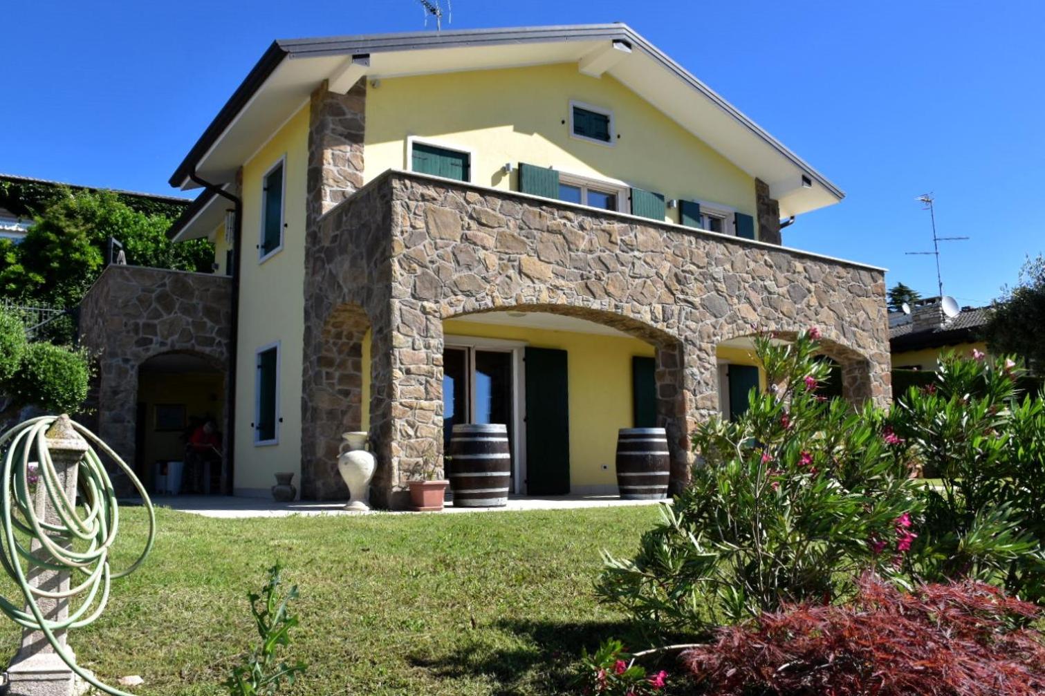 Villa Miravista