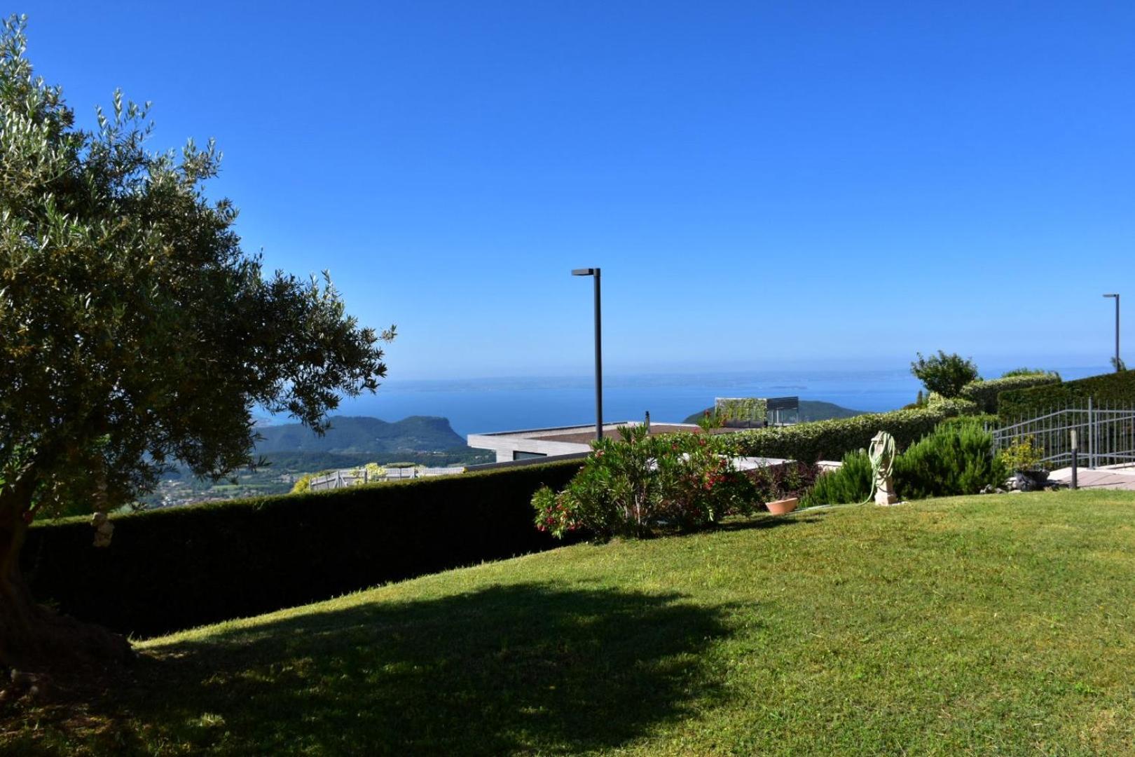 Villa Miravista